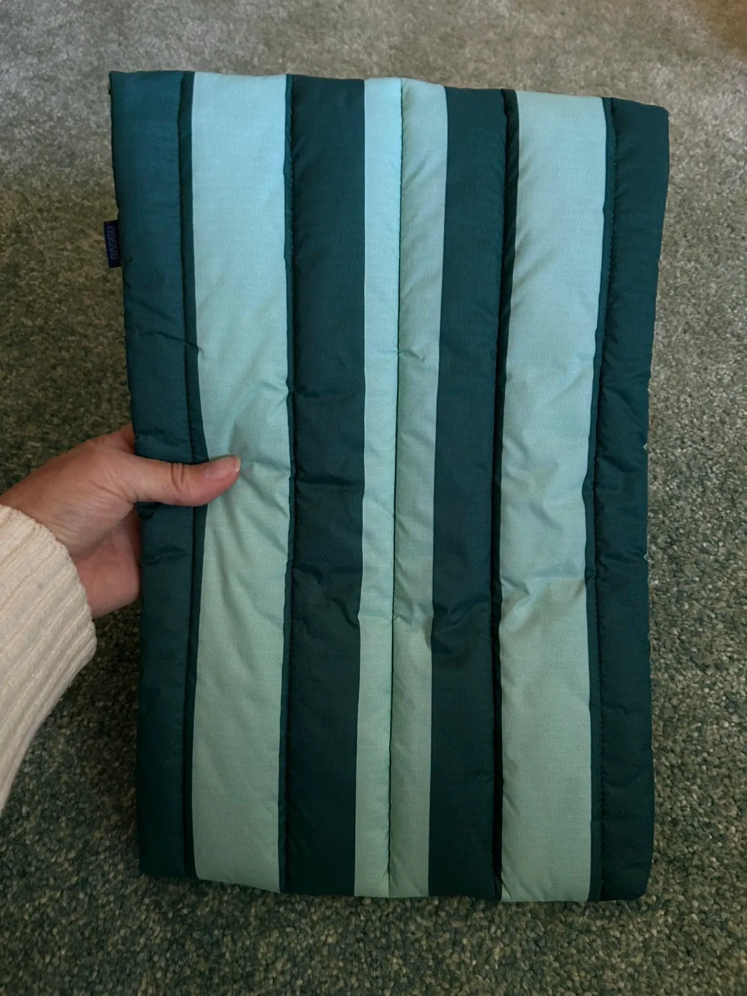 BAGGU Puffy Laptop Sleeve 13" image indicator(2)