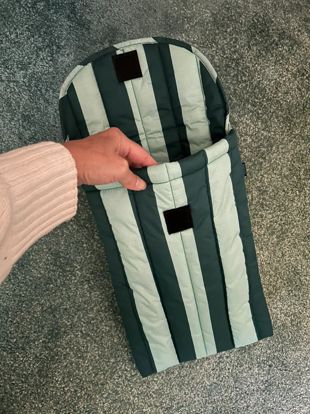 BAGGU Puffy Laptop Sleeve 13" image indicator(3)