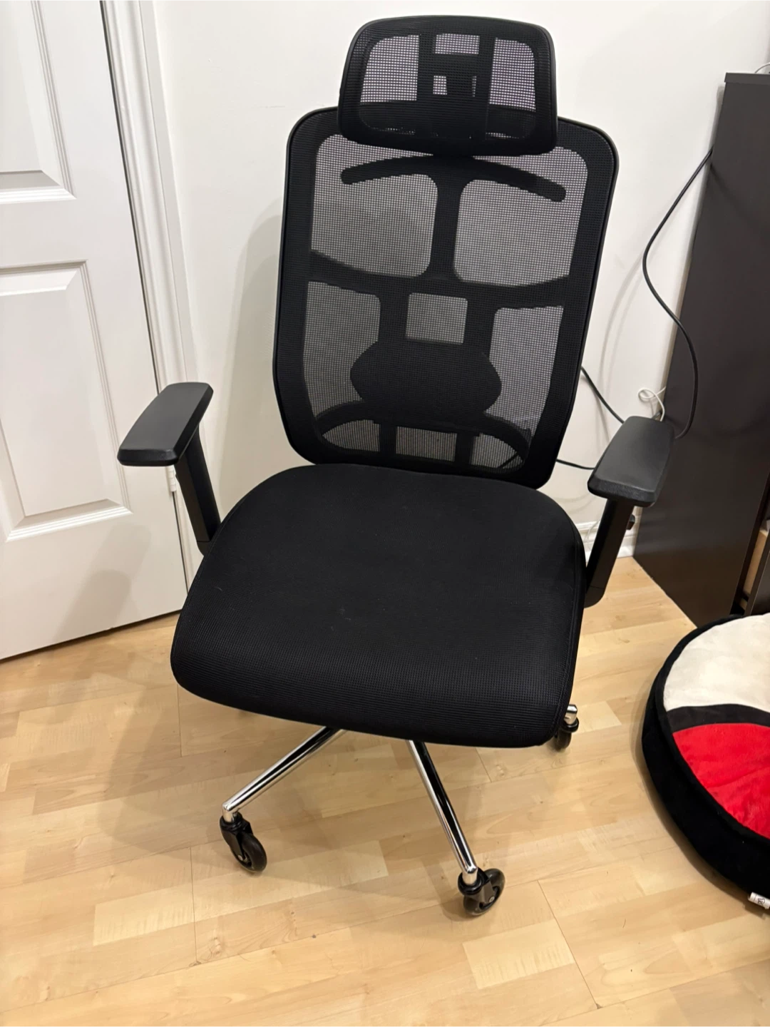 Black Ergonomic Mesh Office Chair