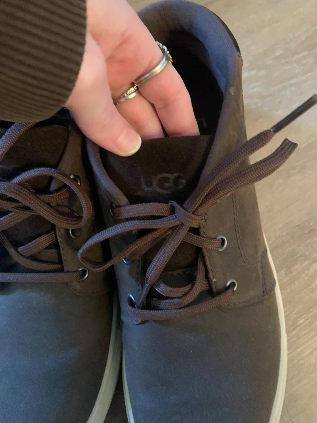 UGG Brown Suede Chukka Sneakers image indicator(3)
