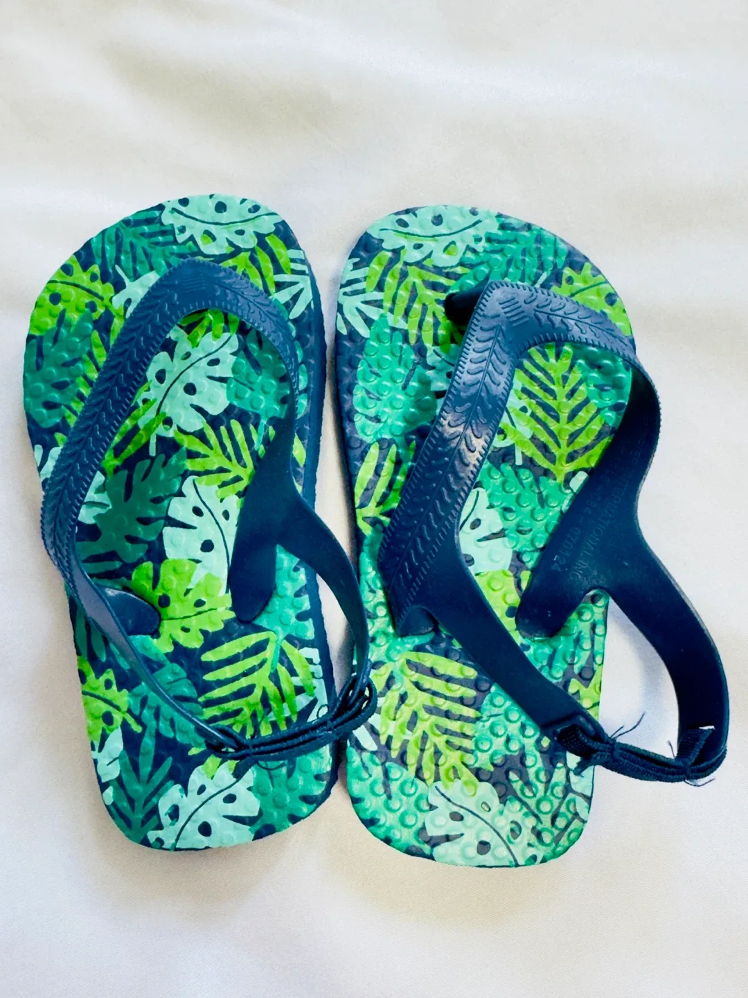 Toddler Flip Flops - Size 7 - Green/Blue thumbnail
