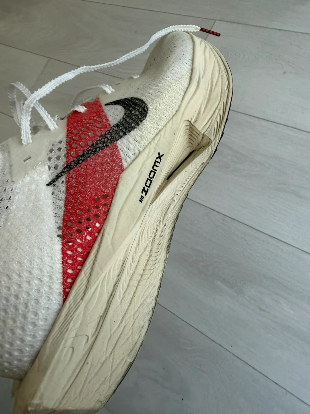 Nike Vaporfly 3 Eliud Running Shoes size 11 image indicator(4)