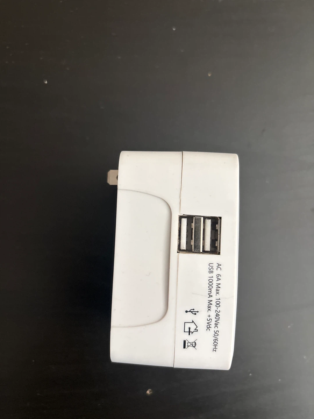 Travel Universal Adaptor - photo 2