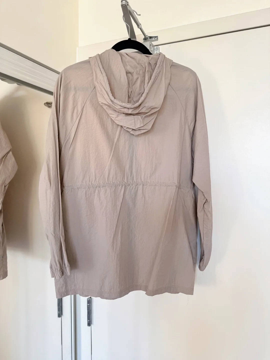 Nylon Beige Jacket - Size L image indicator(2)