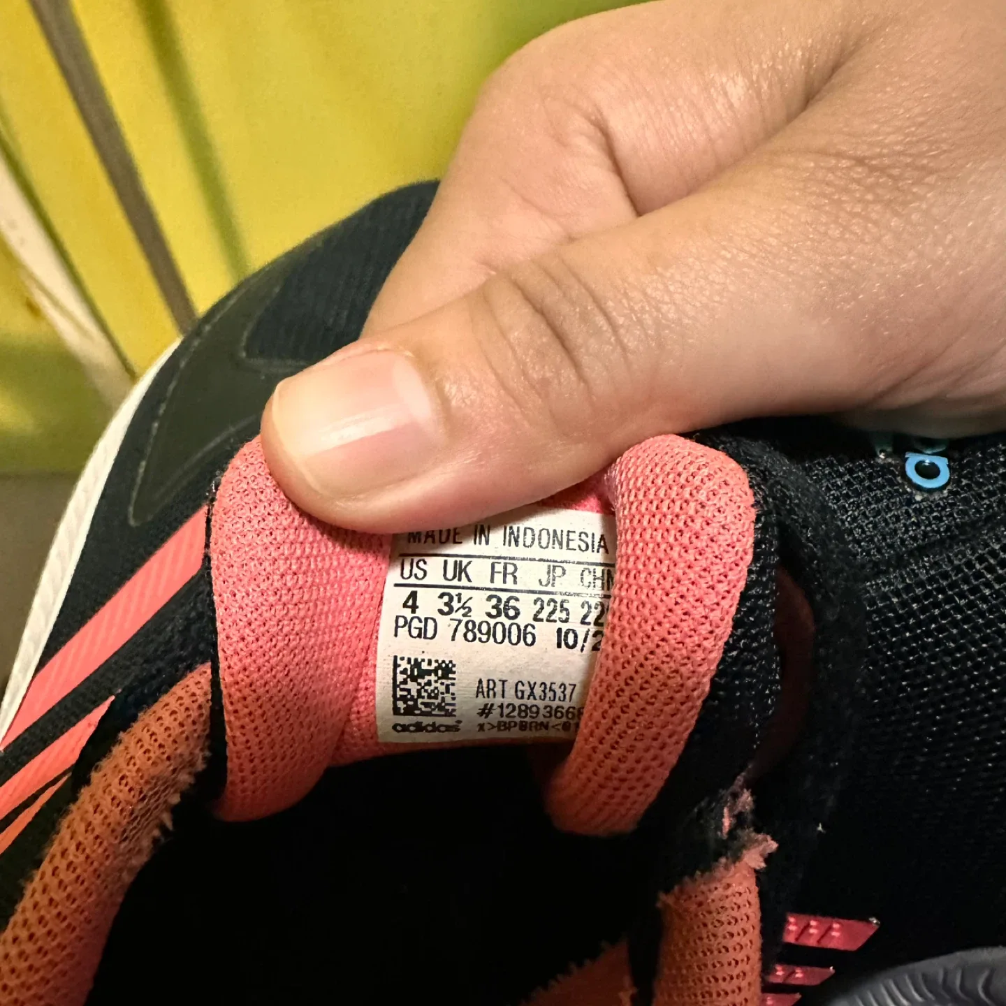 Adidas GX3537 Running Shoes - US 4 image indicator(3)