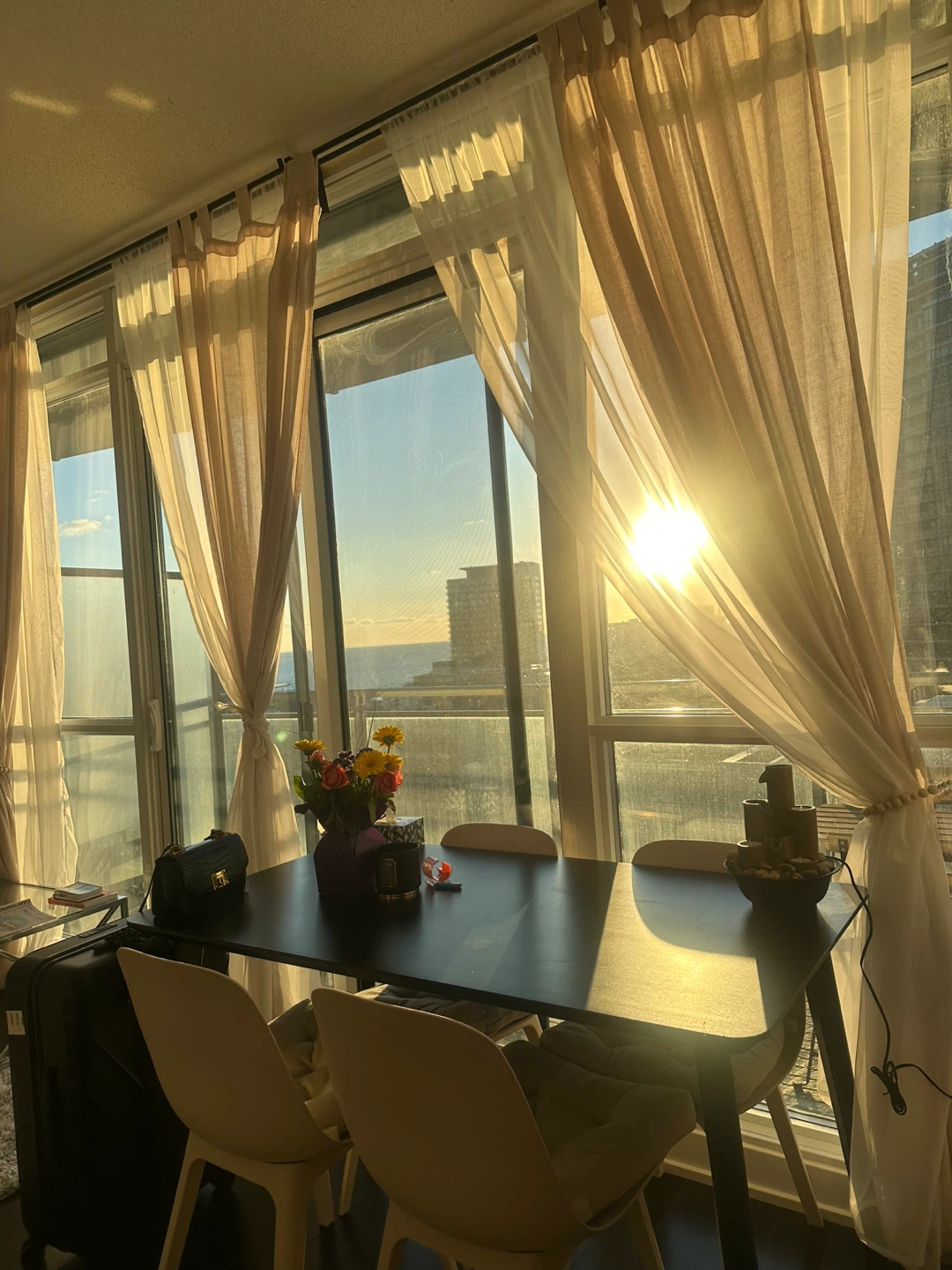 Dinning table