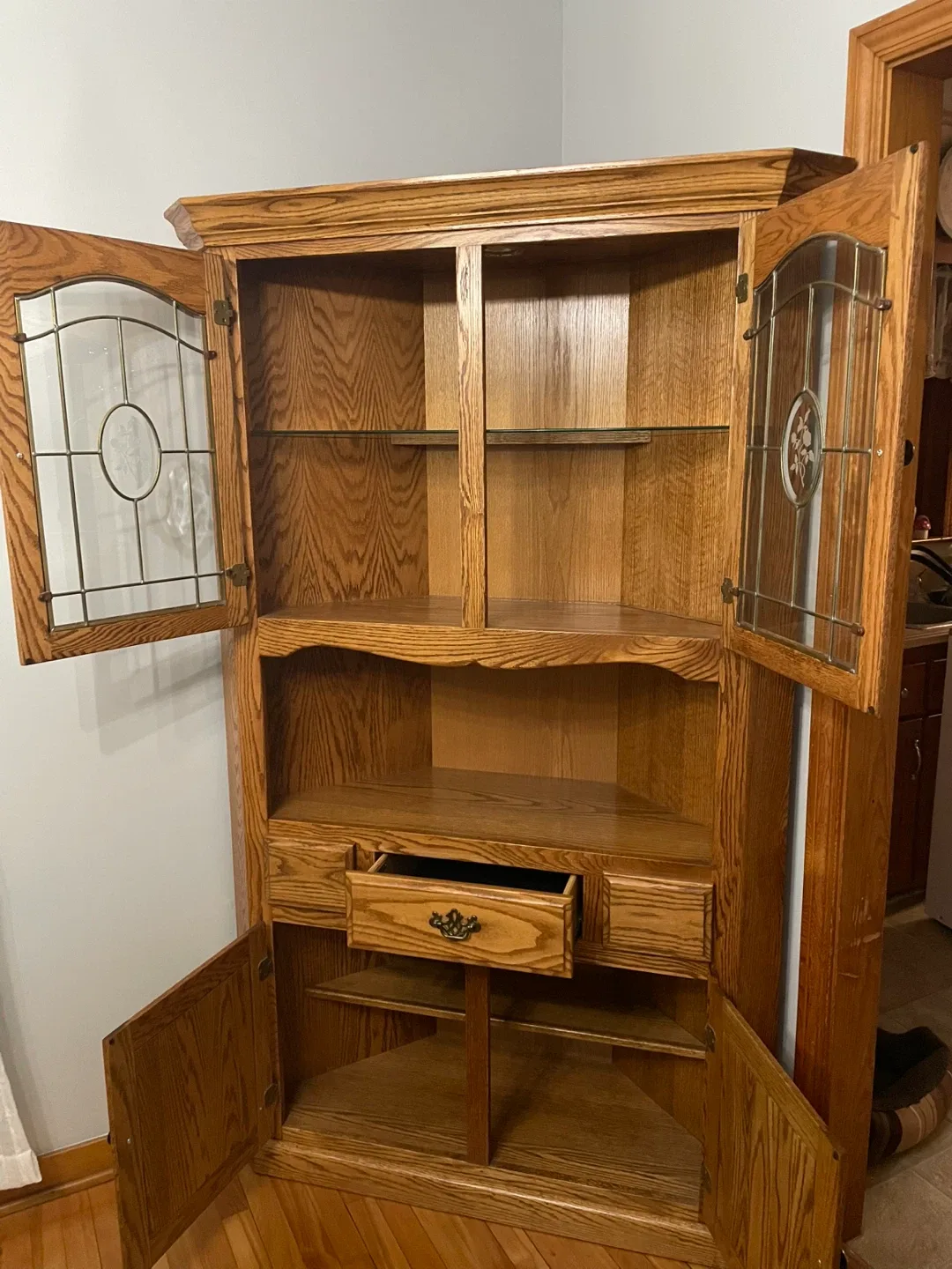 Wooden Corner China Cabinet image indicator(3)