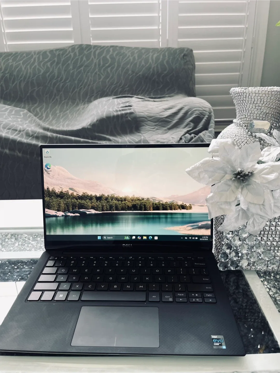 Dell XPS 13 9305 | Core i5 11th Gen | 256 GB SSD | Touchscreen image indicator(4)