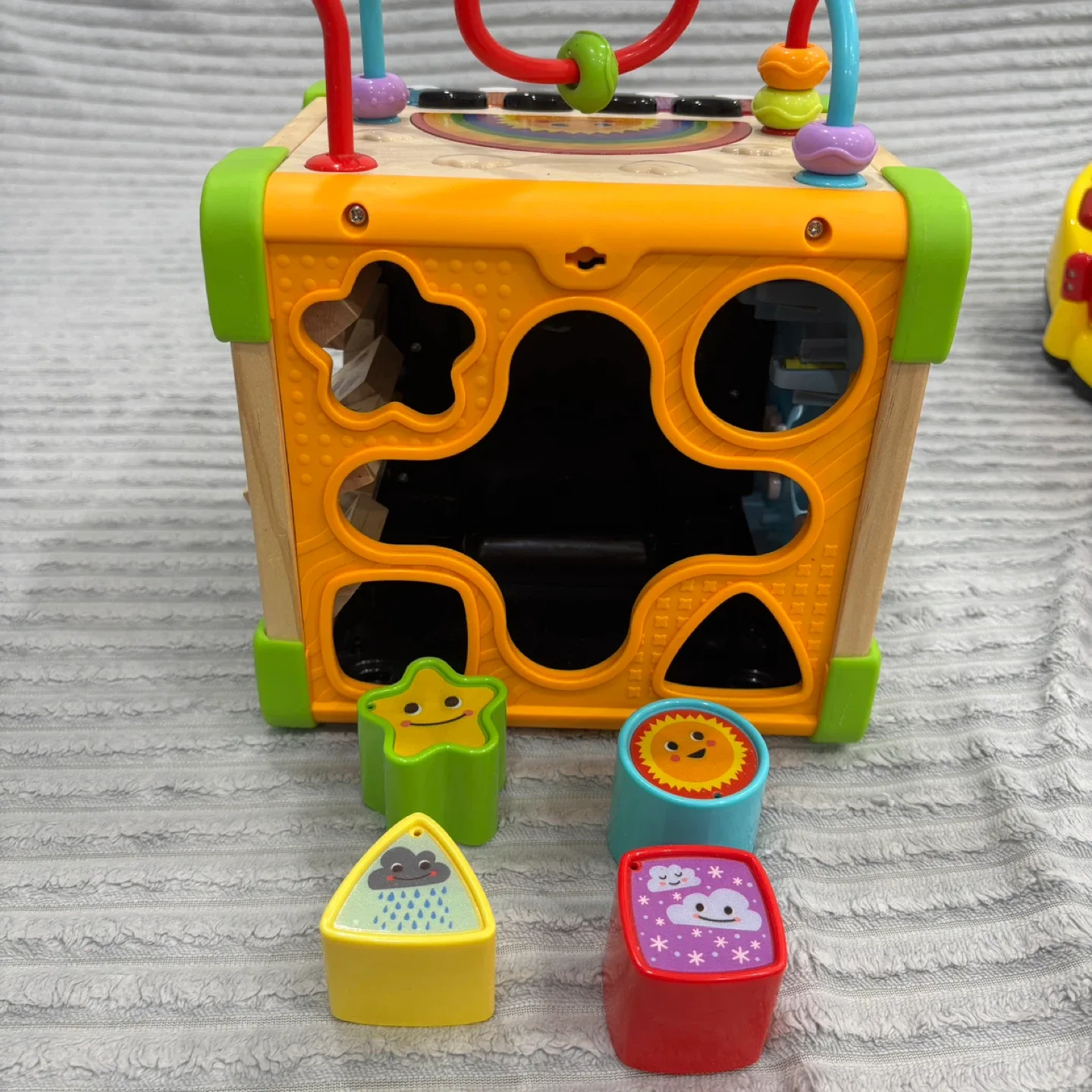 LeapFrog Touch & Learn Activity Cube image indicator(7)