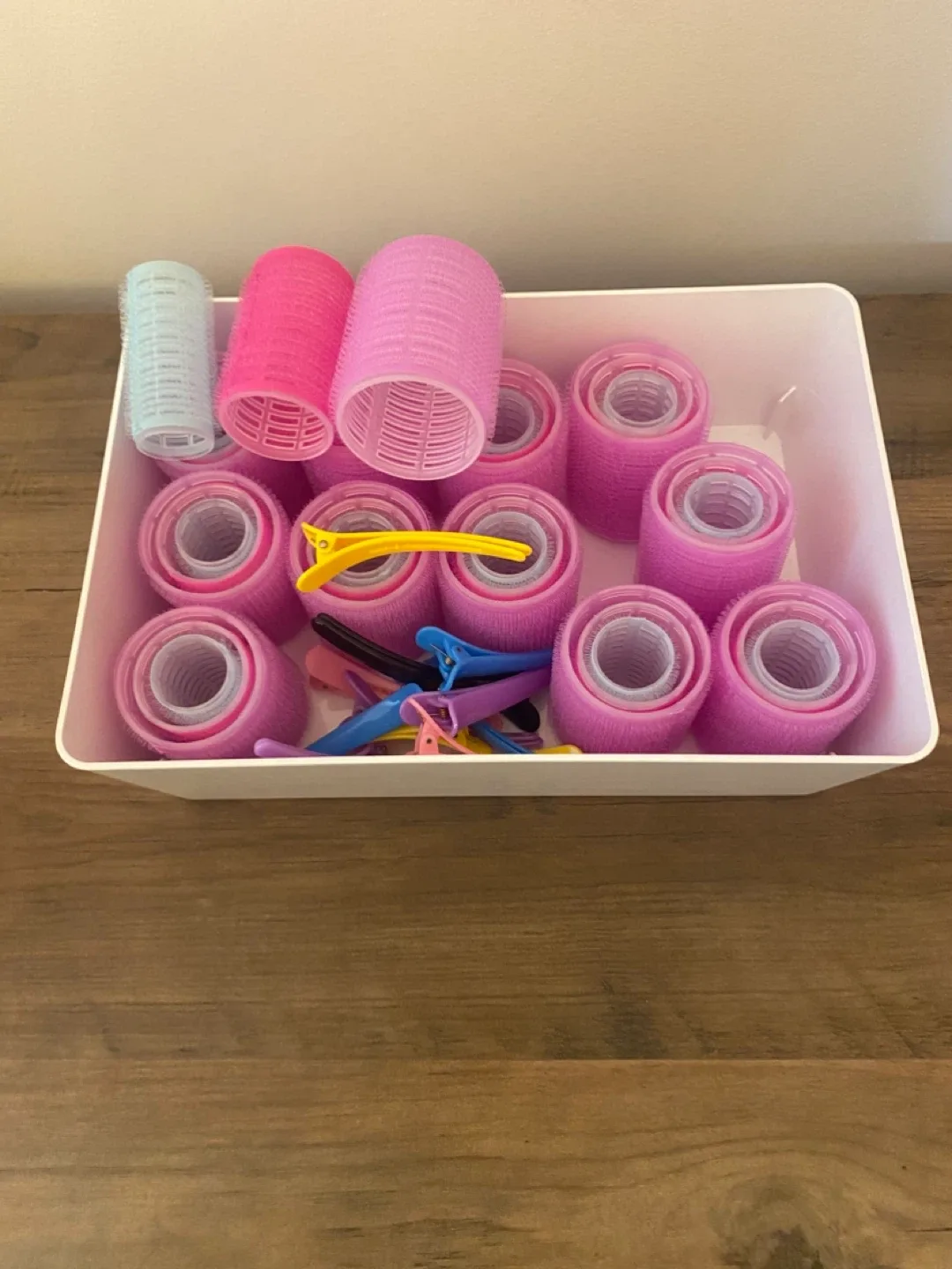 Hair rollers and clips 3 sizes