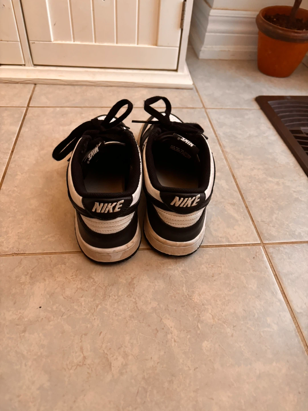 Nike Dunk Low Black/White Shoes size 5.5 - photo 3