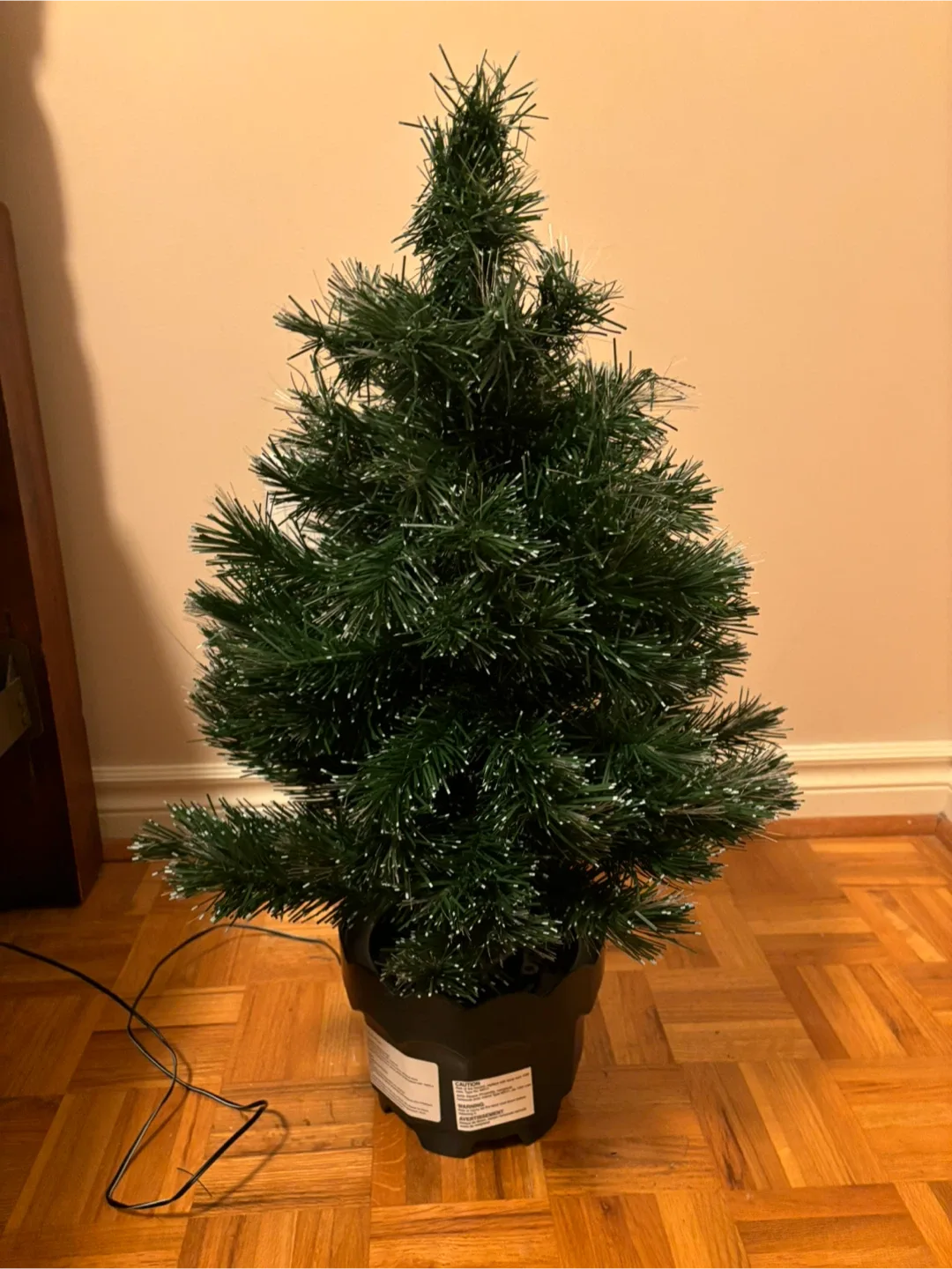 Holiday Collection Fibre Optic Tree - 2 1/2' image indicator(2)