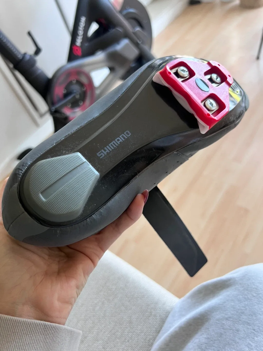 Peloton Bike & Shimano Cycling Shoes (US 9.5) image indicator(4)