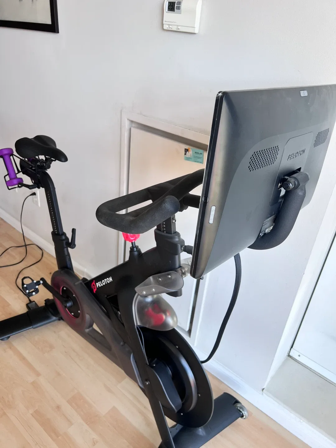 Peloton Bike & Shimano Cycling Shoes (US 9.5) image indicator(3)