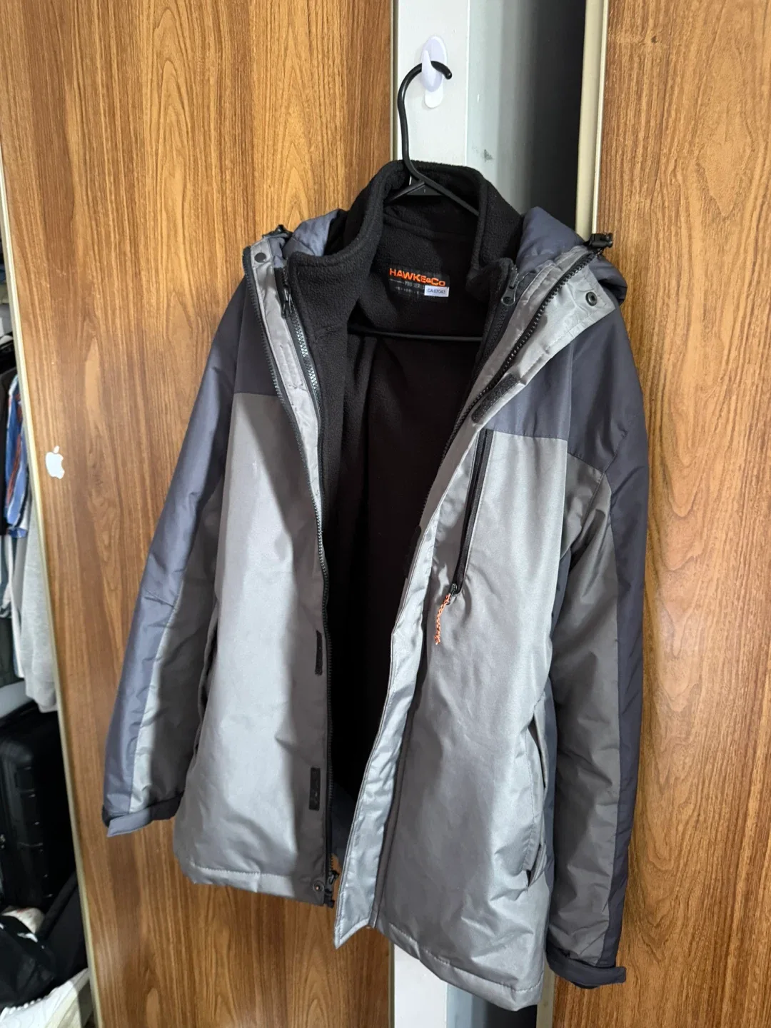 Hawks & co3-in-1 Jacket, Grey & Black image indicator(2)
