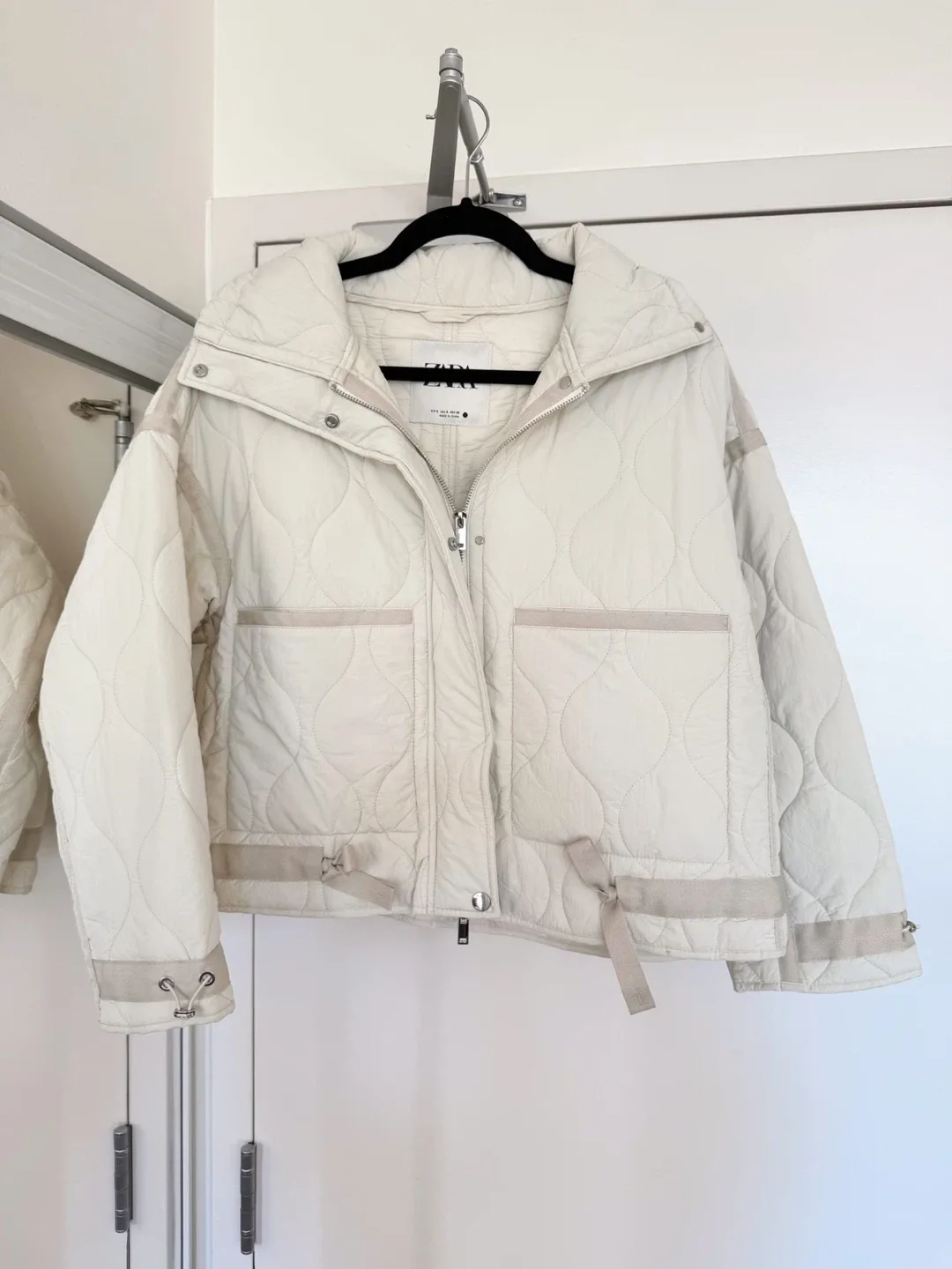 Zara Quilted Jacket - Size S image indicator(2)