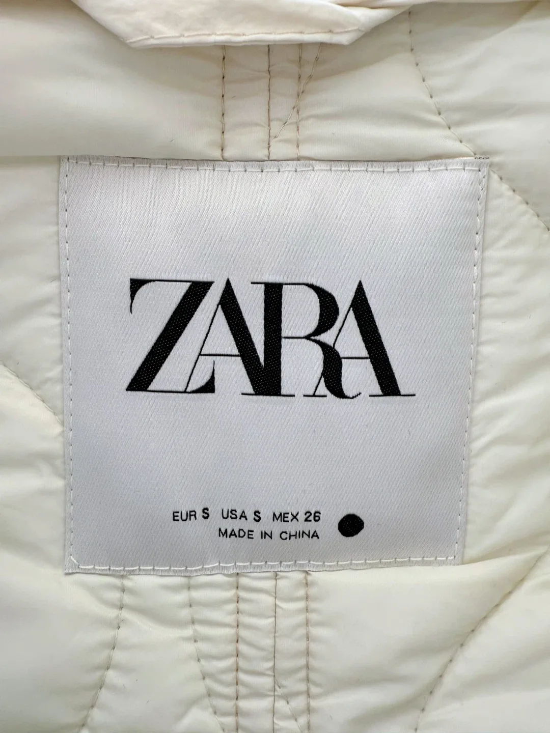 Zara Quilted Jacket - Size S image indicator(4)