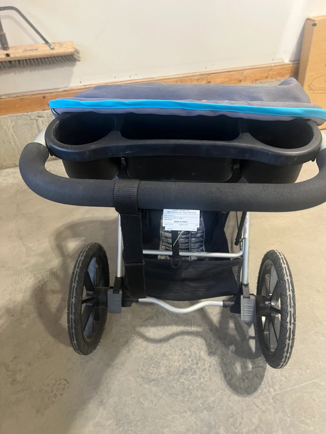 Evenflo jogger Stroller - photo 4