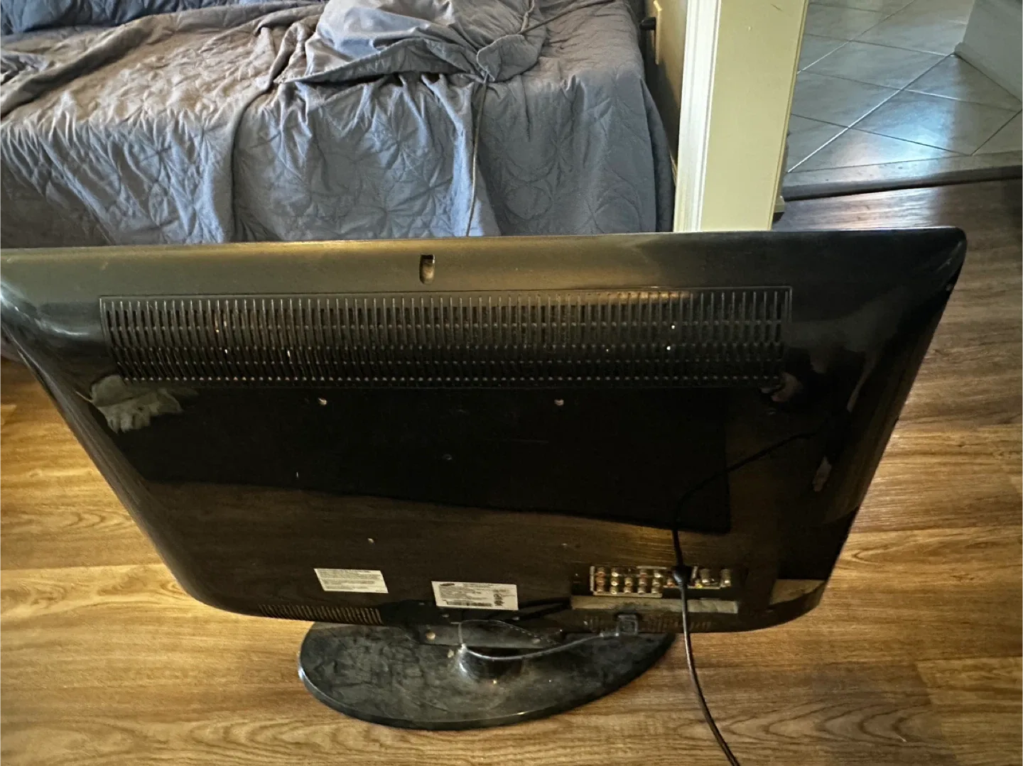 Samsung 32 LCD TV image indicator(4)