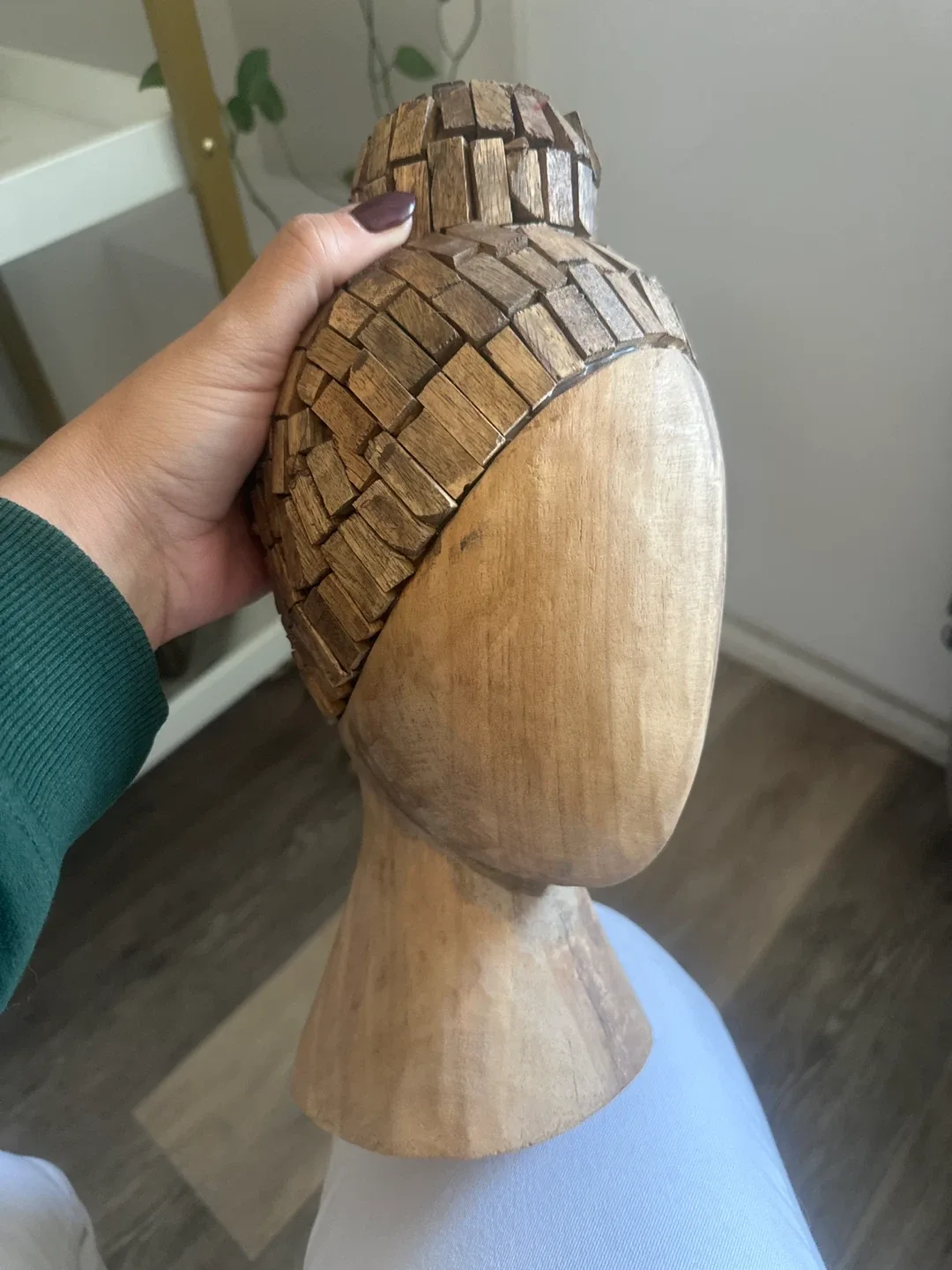 Wooden Head Sculpture thumbnail