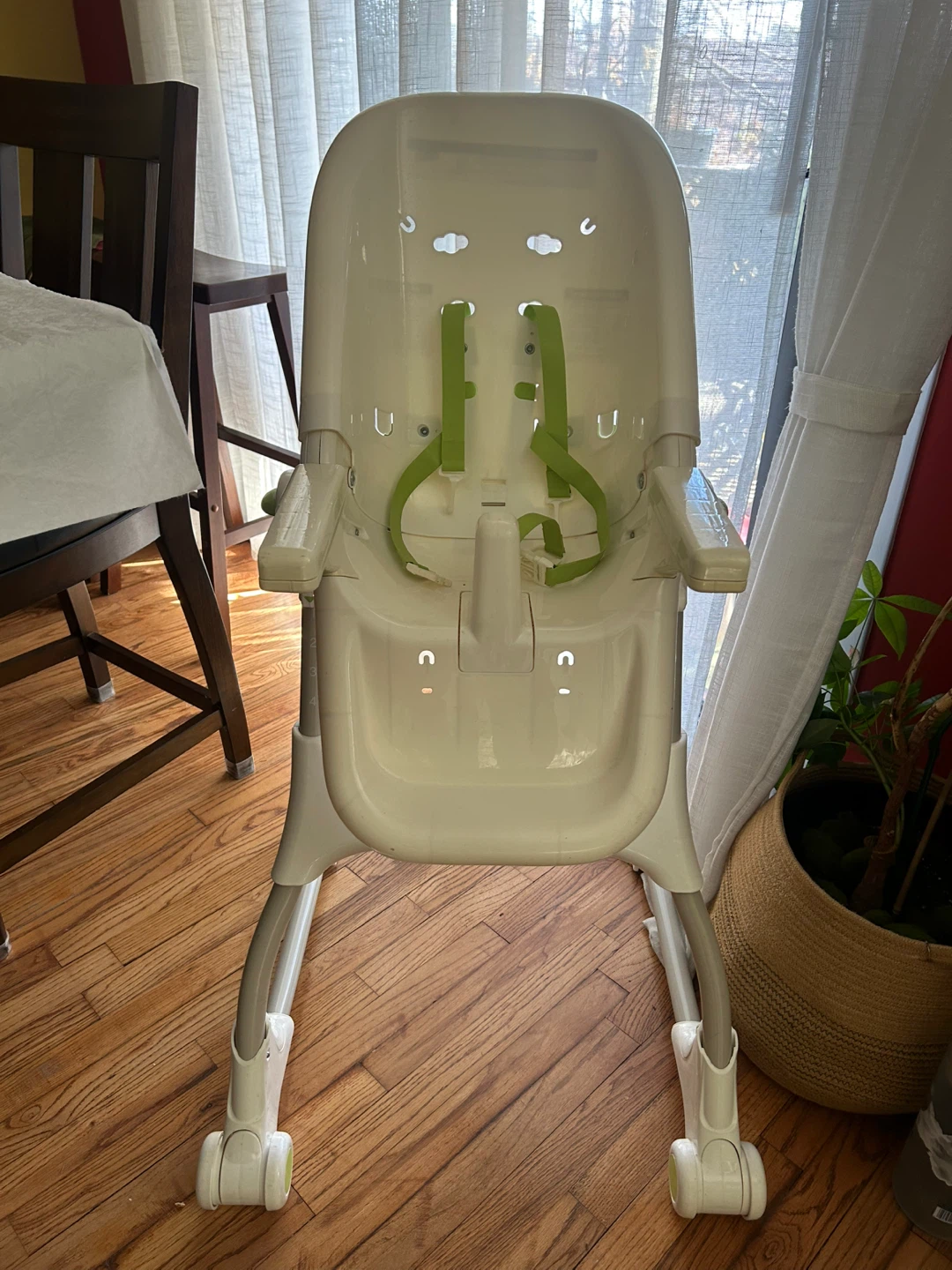 Fisher-Price Baby High Chair - photo 2