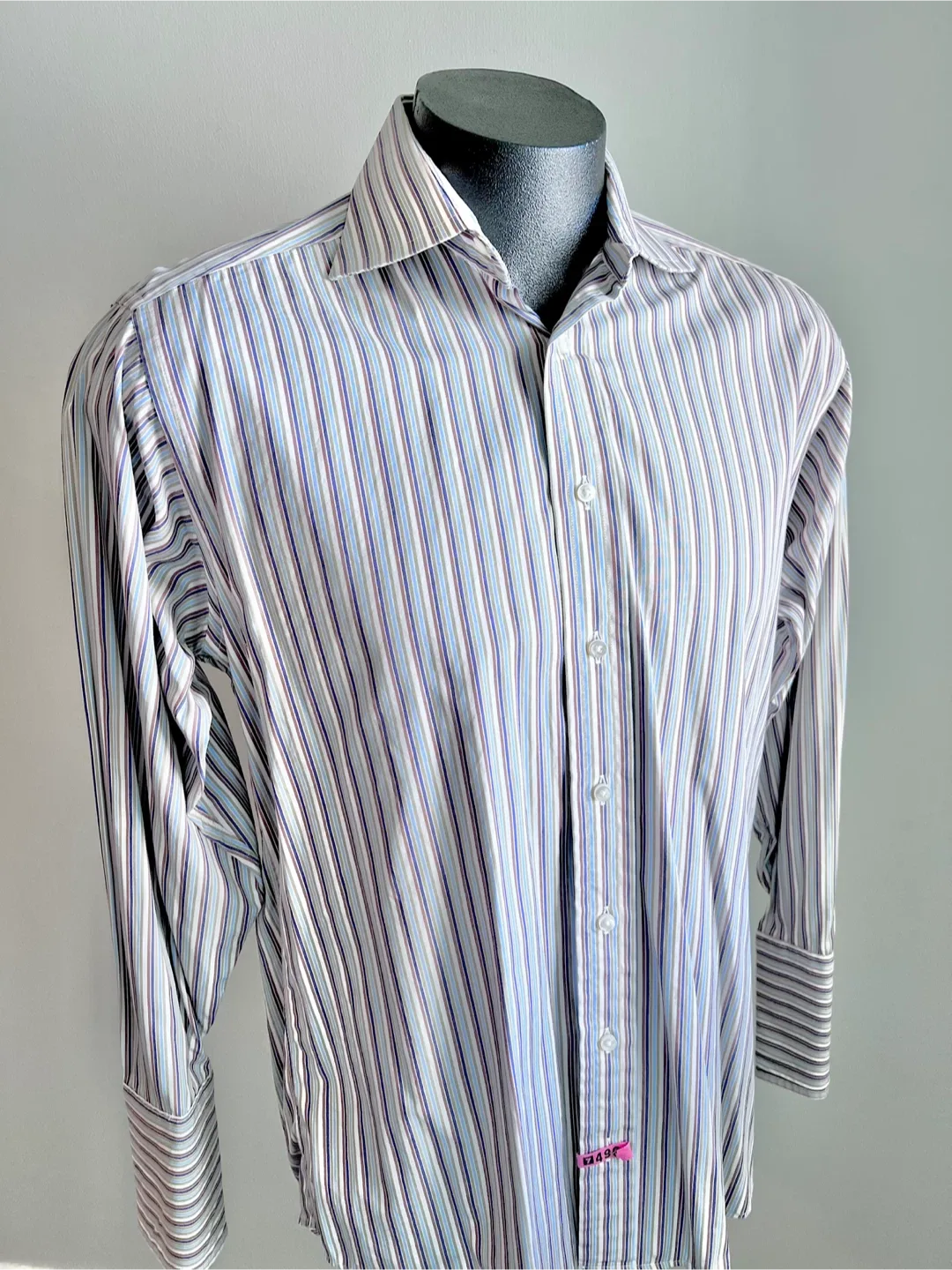 Men’s Burberry shirt image indicator(2)