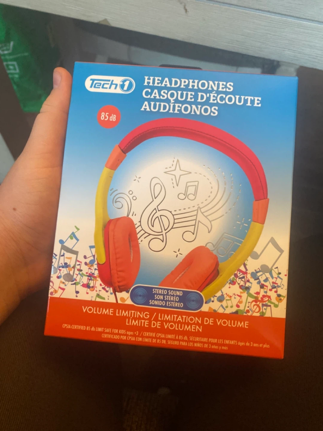 Tech 1 Kids Headphones - Volume Limiting