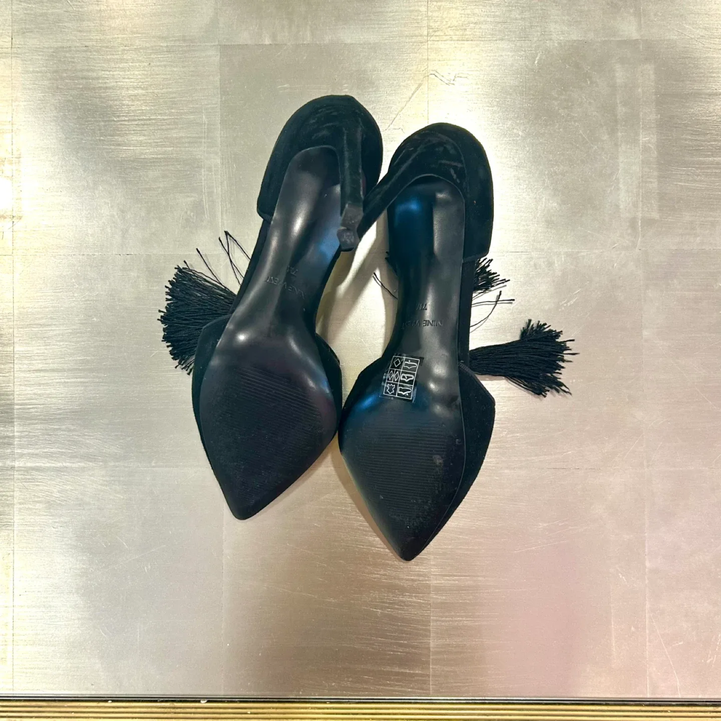 Suede Nine West Tassel Heals 7w image indicator(4)