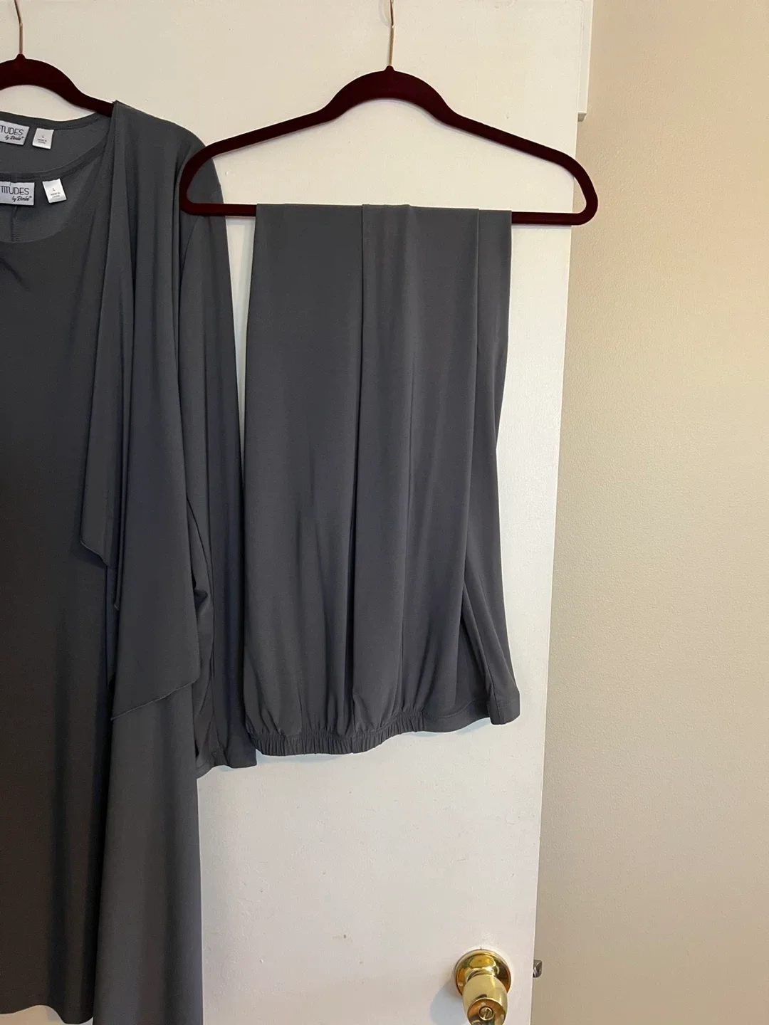 Attitudes by Renee Gray 4-Piece Outfit image indicator(2)