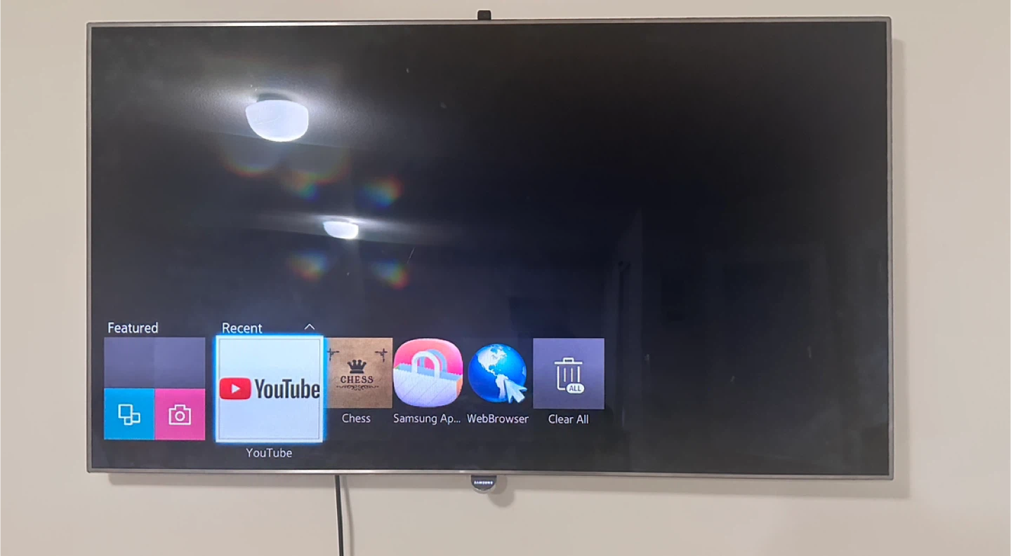 Samsung TV & Soundbar - photo 3