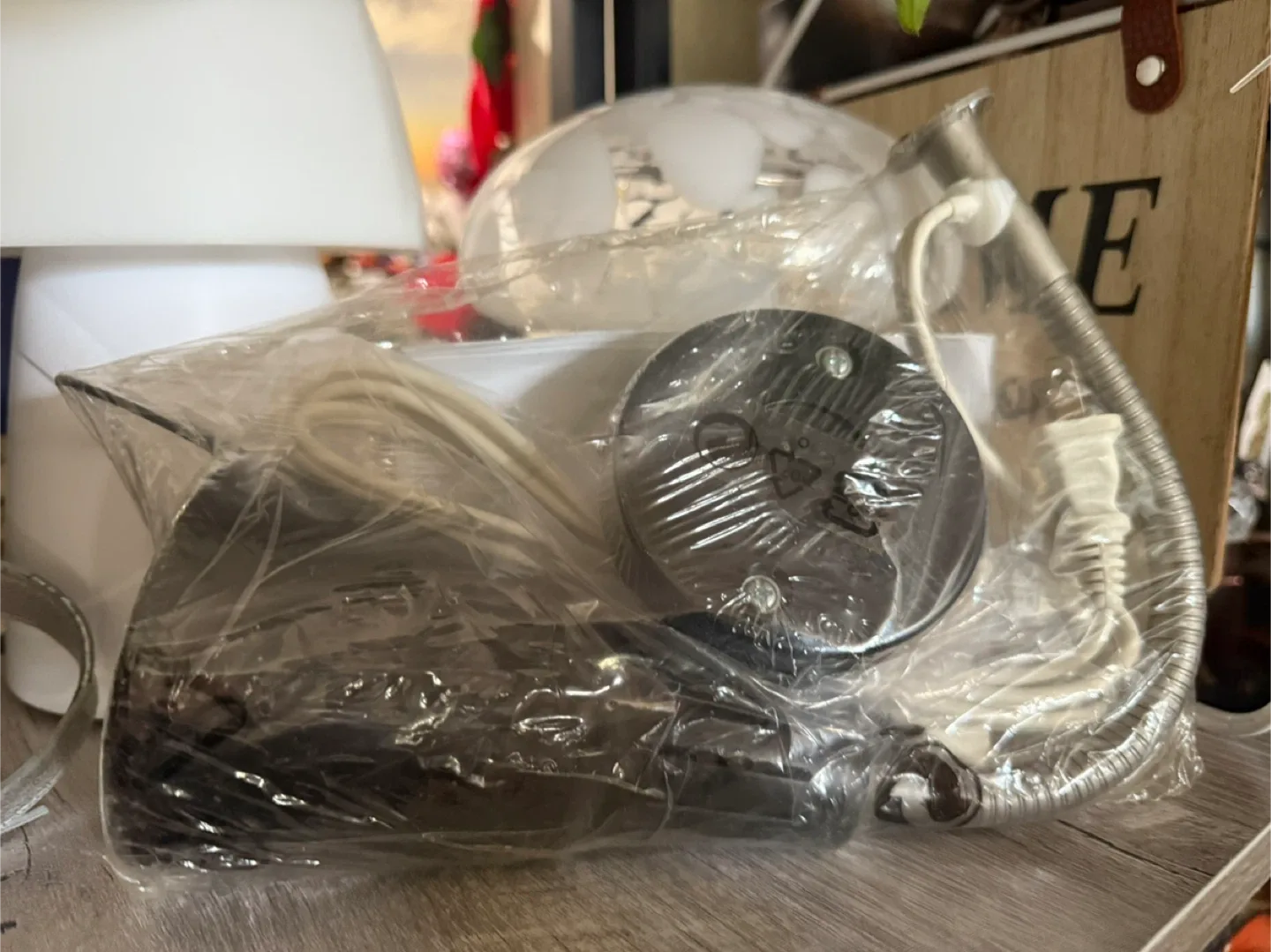 IKEA KVART Wall/Clamp Spotlight - New in Package! image indicator(2)