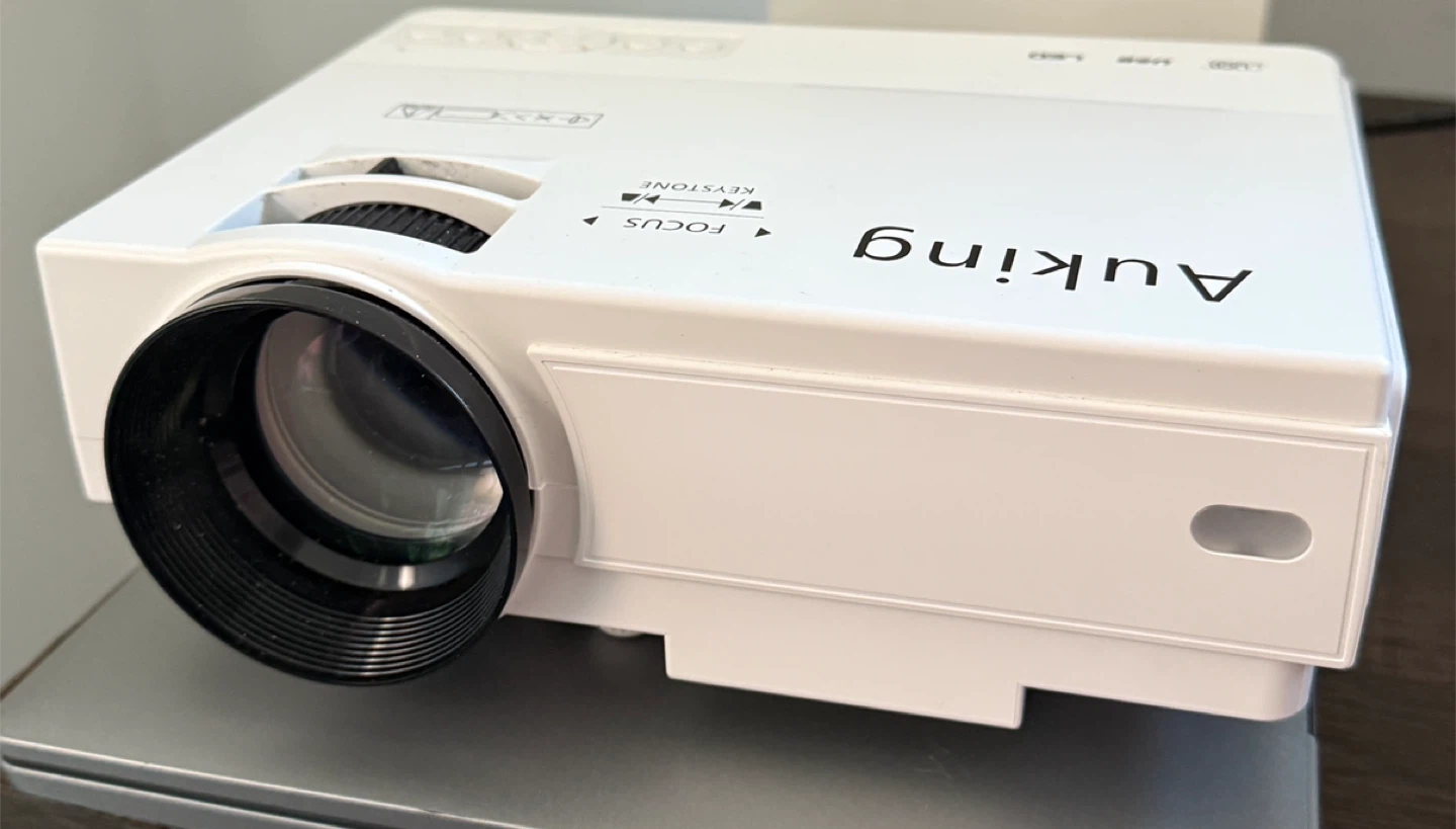 Selling AuKing Mini Projector, Full HD 1080P - photo 4