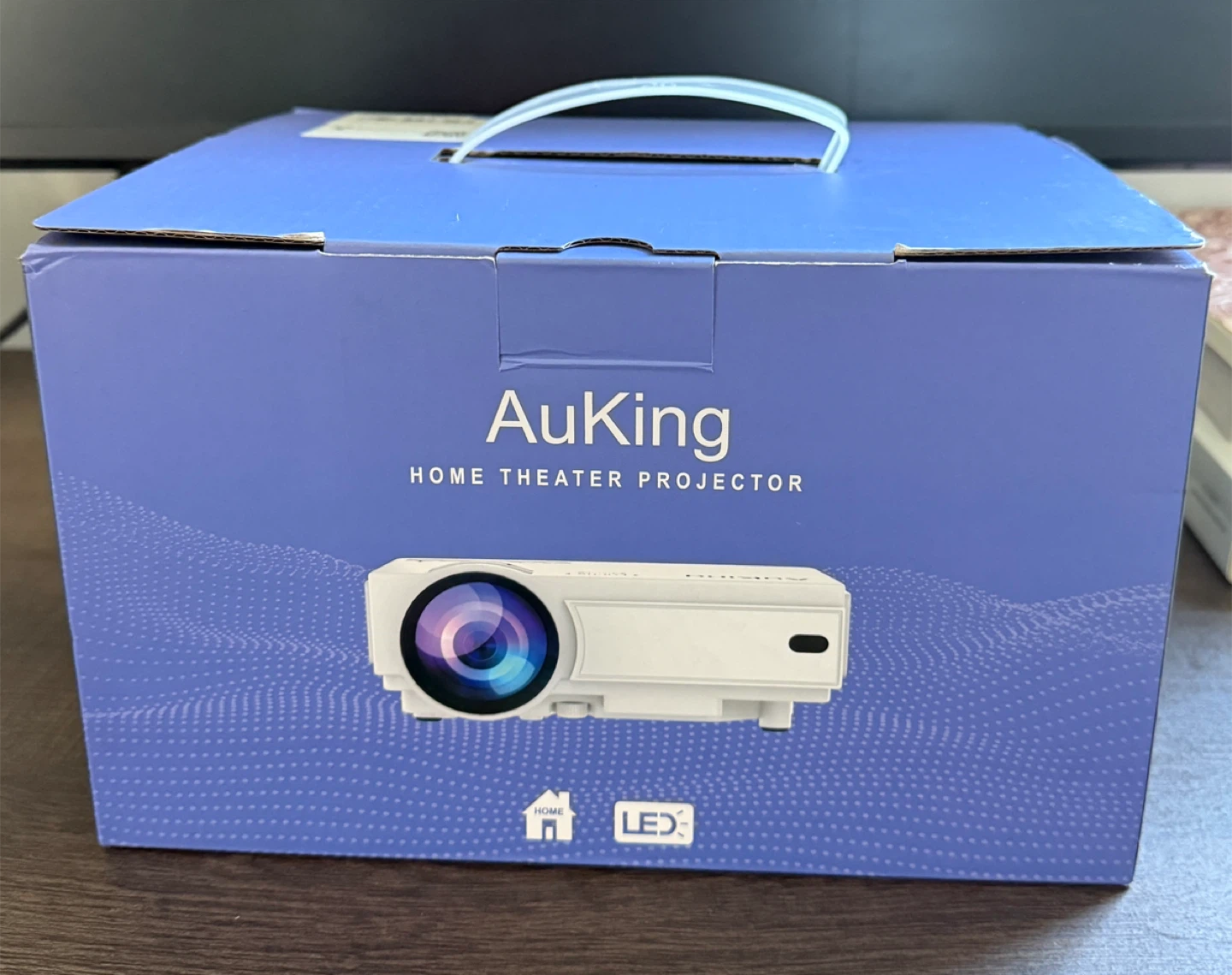 Selling AuKing Mini Projector, Full HD 1080P - photo 2