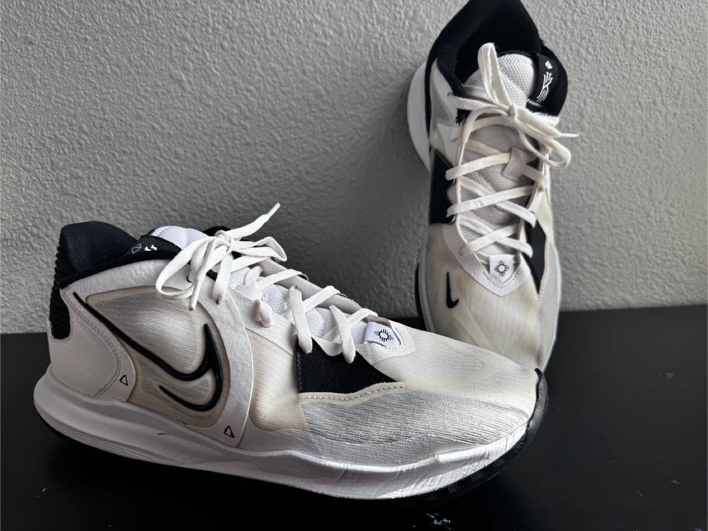 Nike Kyrie Low 5 Basketball Shoes - Size 12 - photo 4