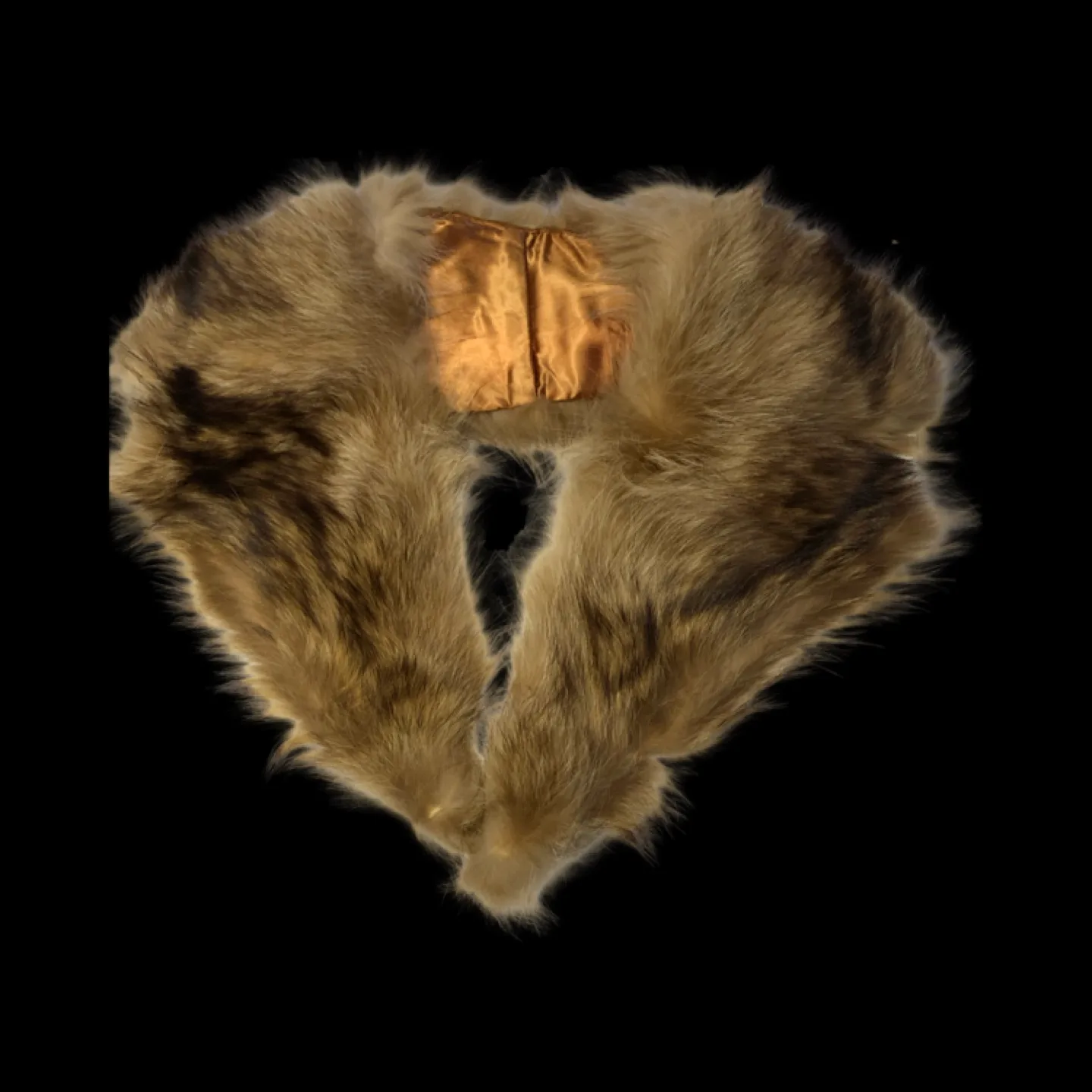 Stunning genuine racoon satin lined fur collar image indicator(4)