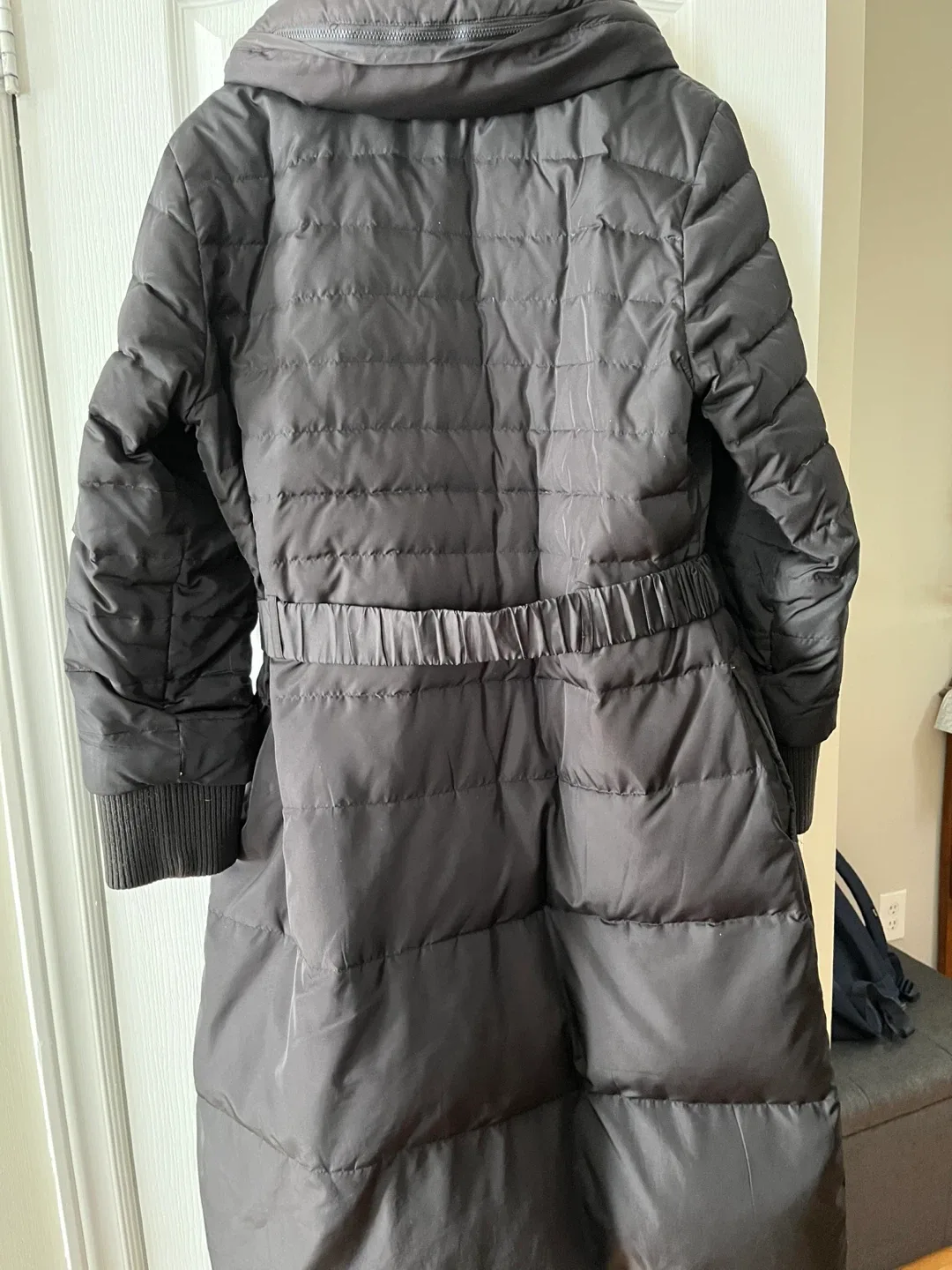 Old Navy Black Puffer LONG Coat image indicator(2)