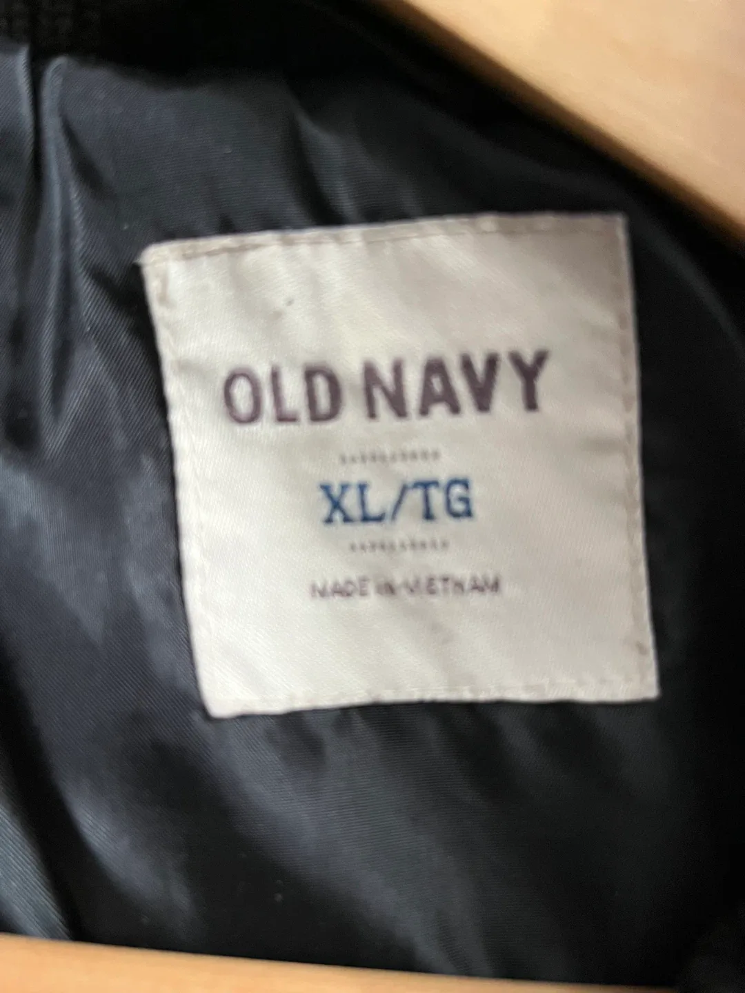 Old Navy Black Puffer LONG Coat image indicator(6)