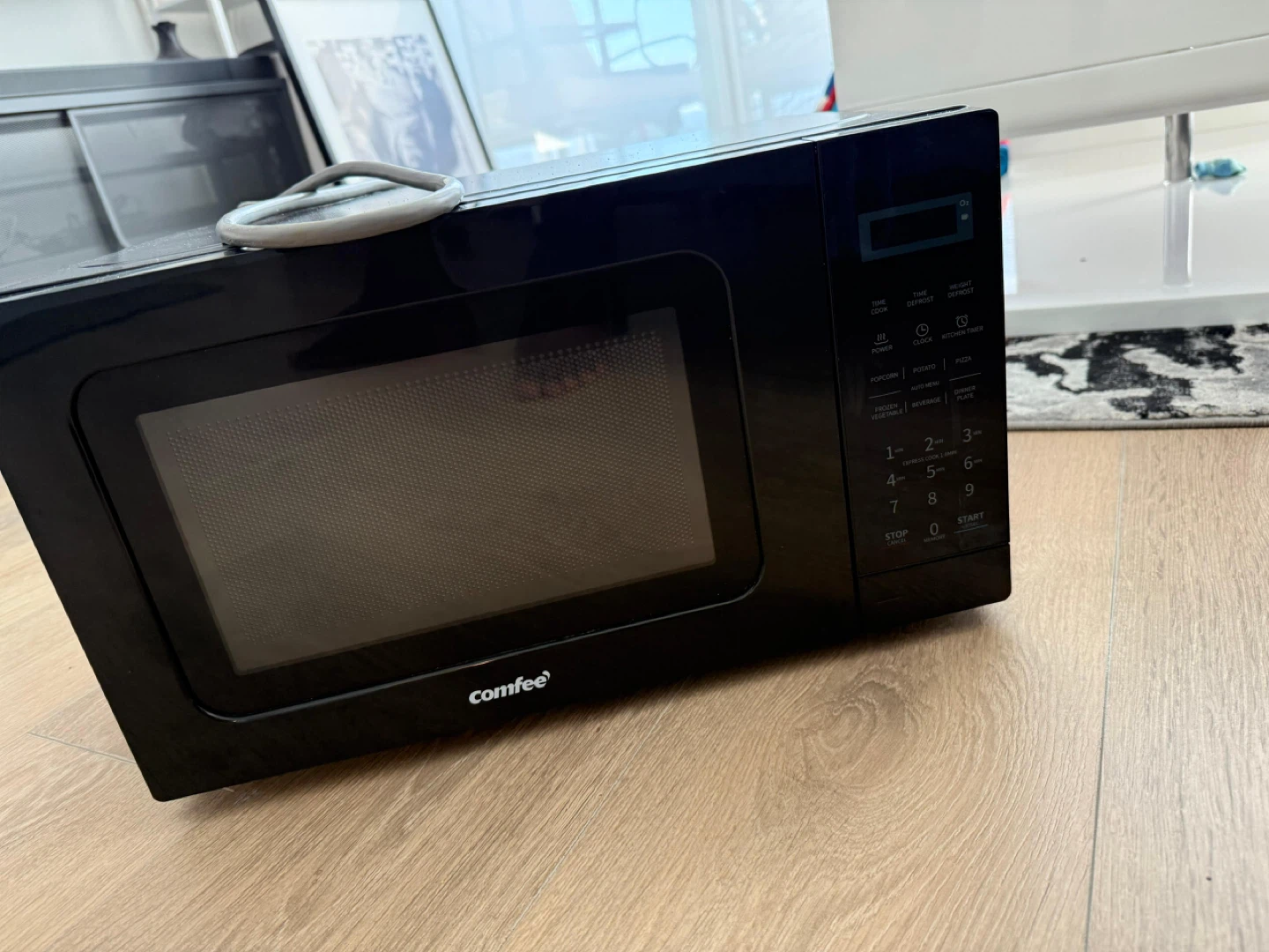 Comfee Microwave Oven - Black