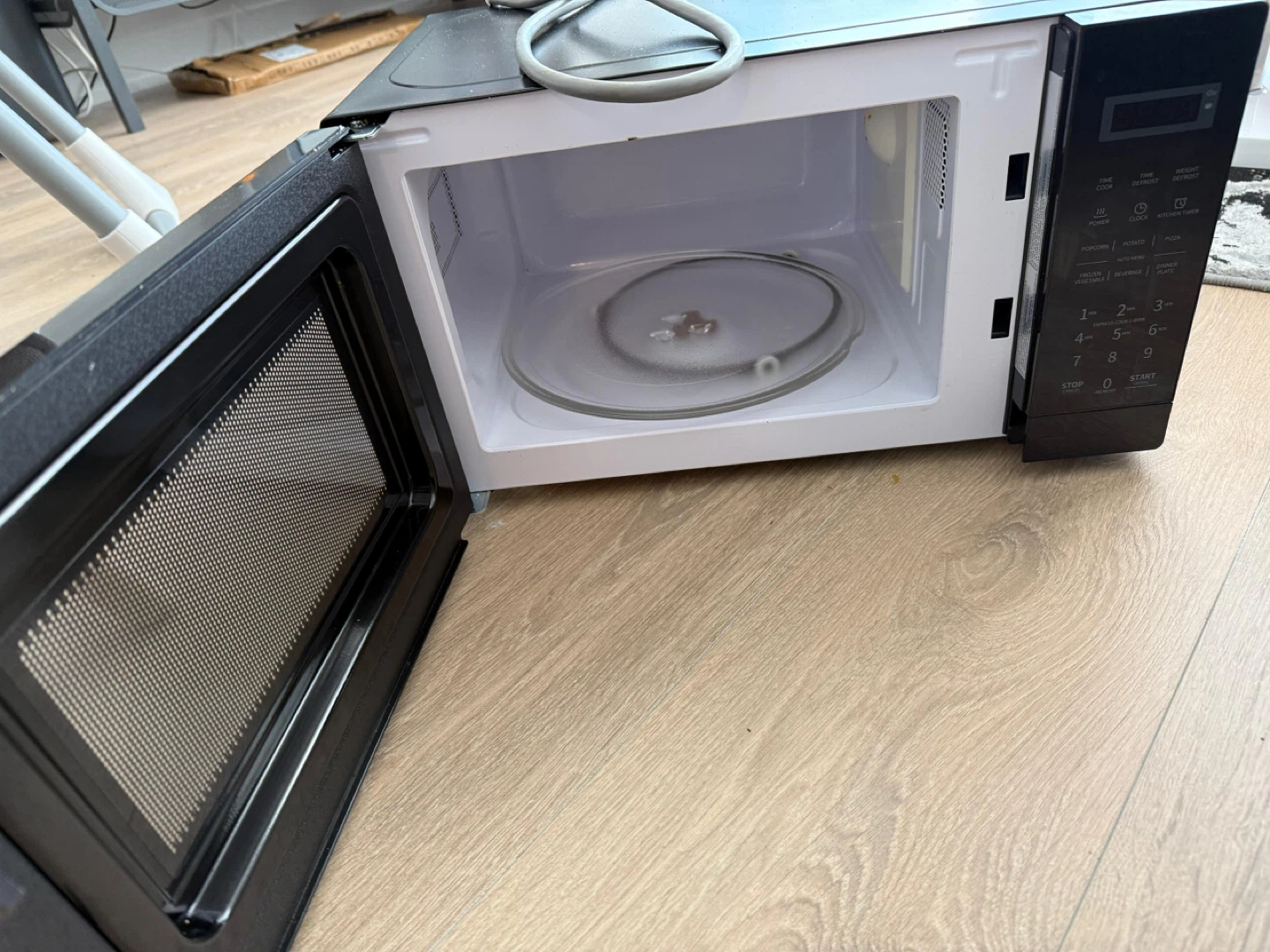 Comfee Microwave Oven - Black - photo 2