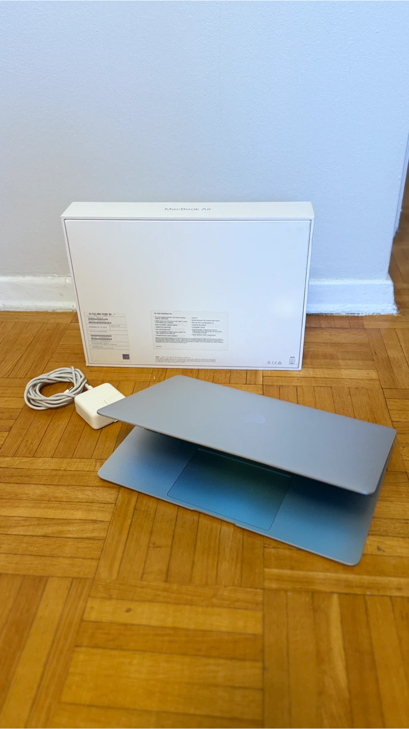MacBook Air 13" - photo 2