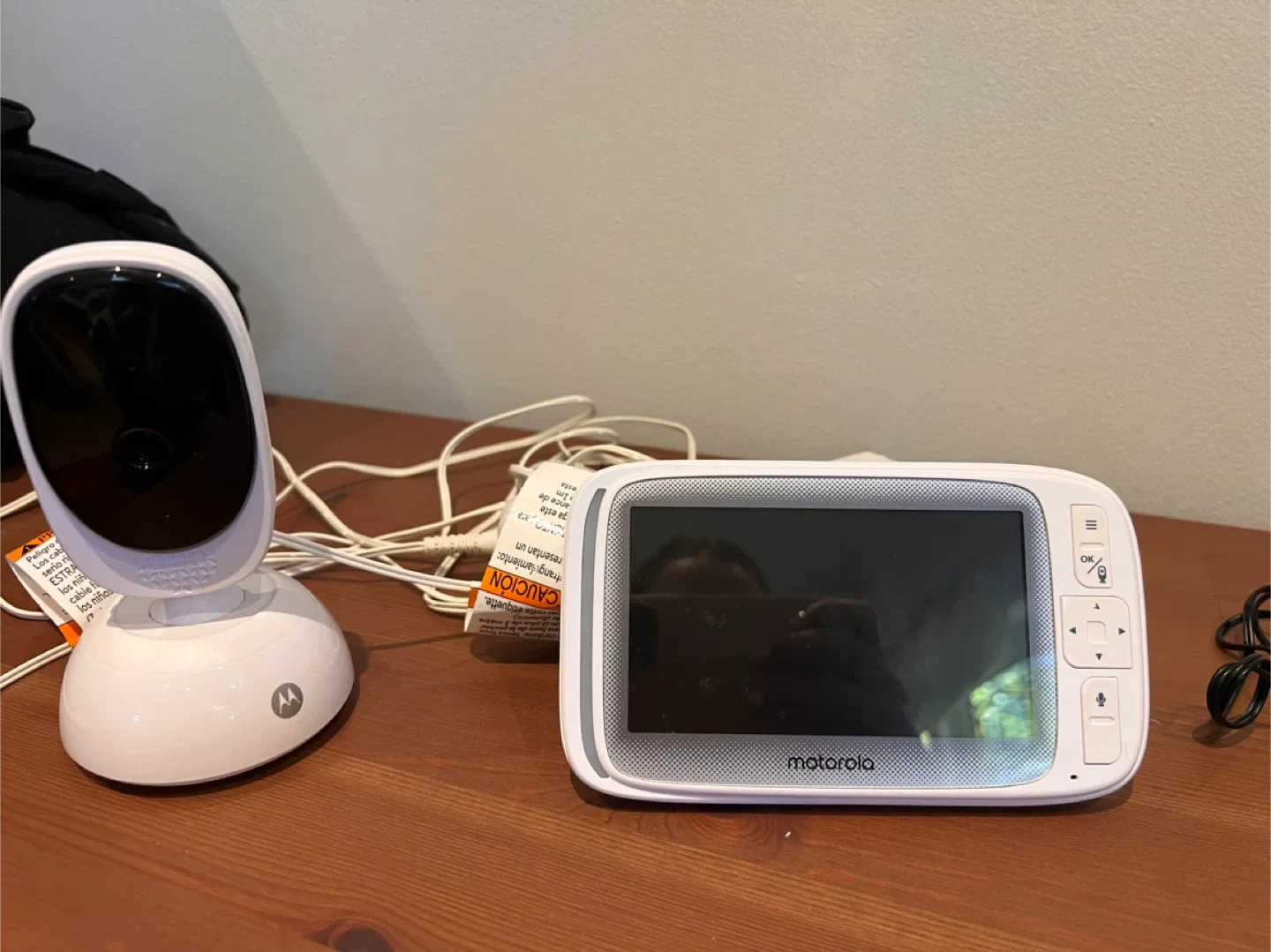 Motorola Baby Monitor with Camera image indicator(3)