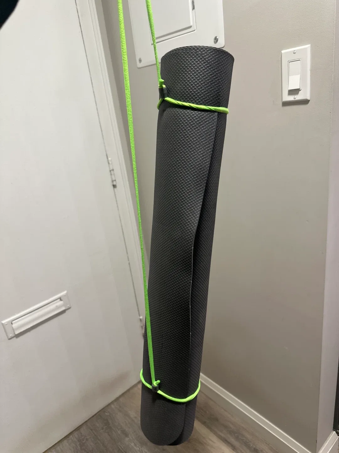Yoga Mat - Gray image indicator(2)