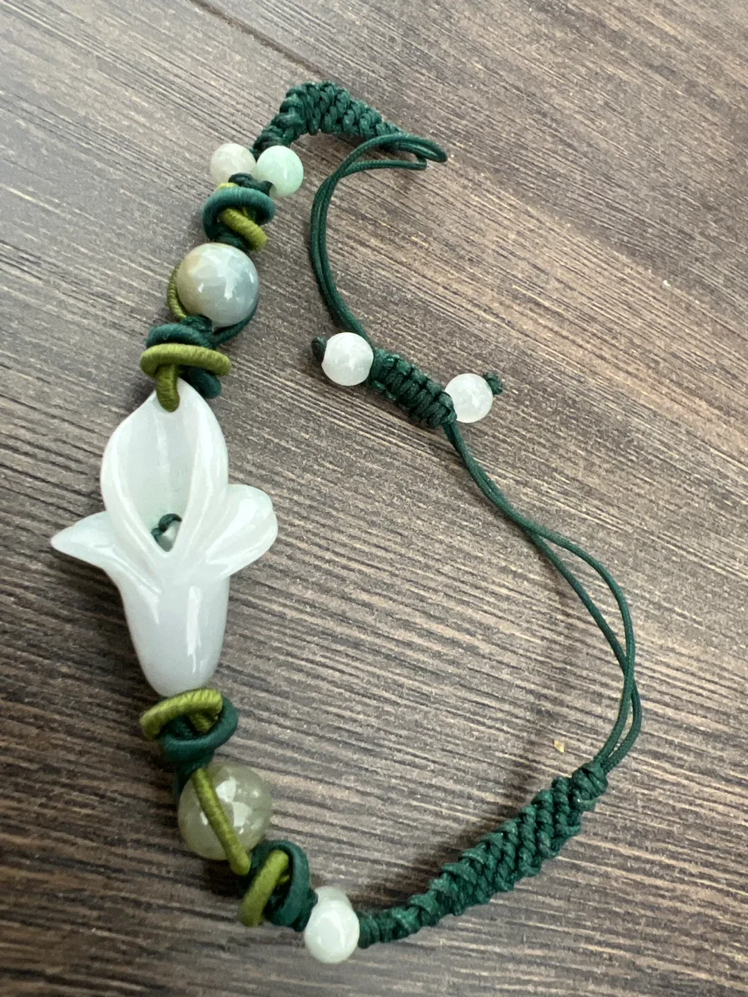 Handmade Jade Flower Bracelet - Green Cord