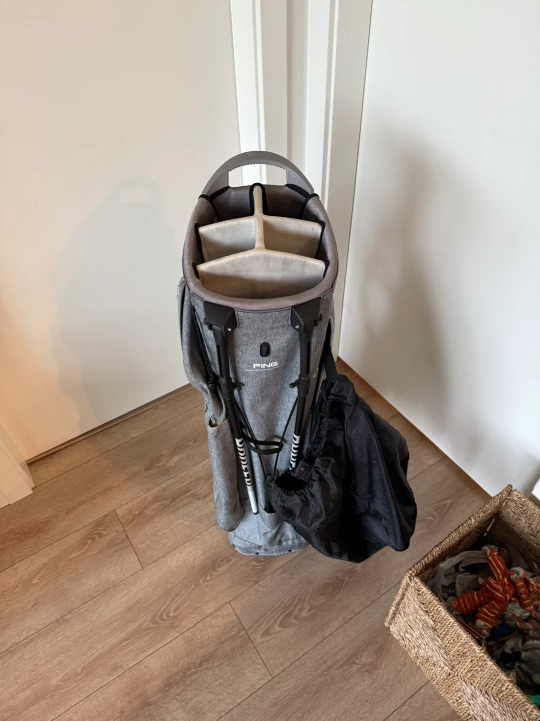 Ping Hoofer Golf Stand Bag - Grey image indicator(4)