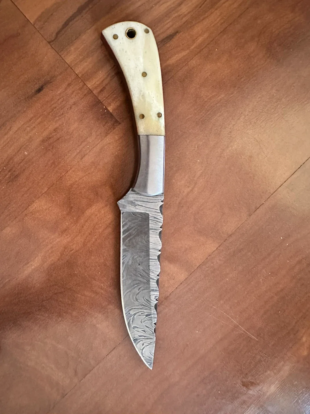 Damascus Steel Hunting Knife with Sheath image indicator(2)