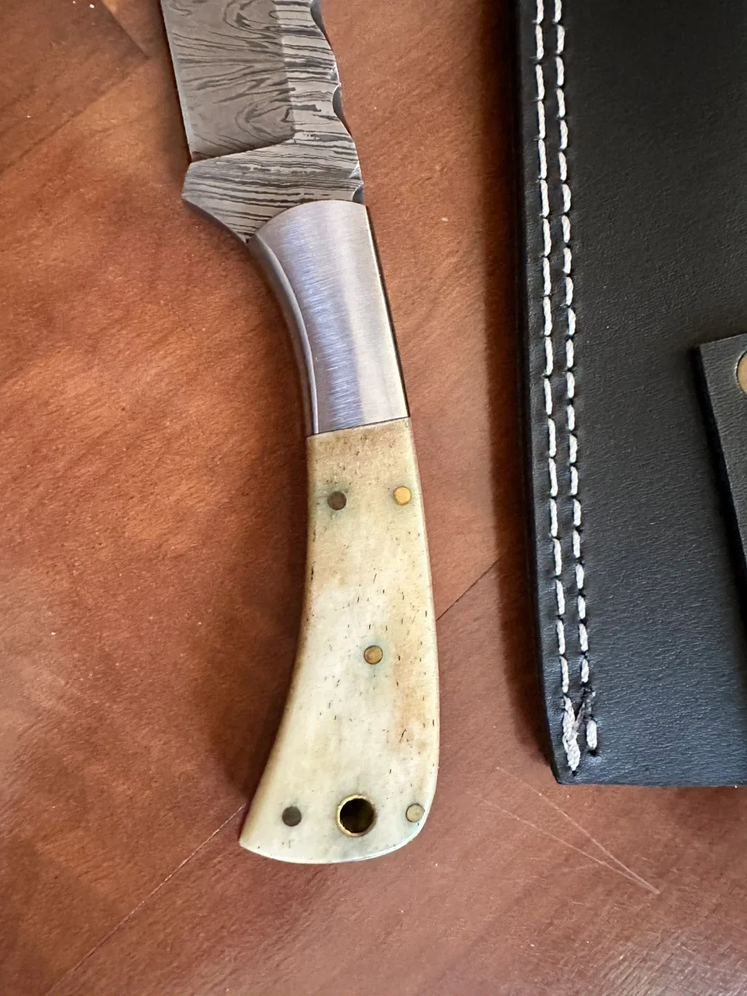 Damascus Steel Hunting Knife with Sheath image indicator(6)