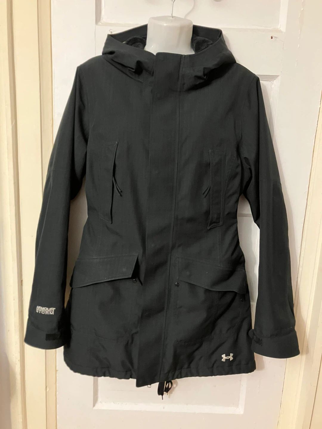Under Armour Armour Storm Black Jacket - Size M