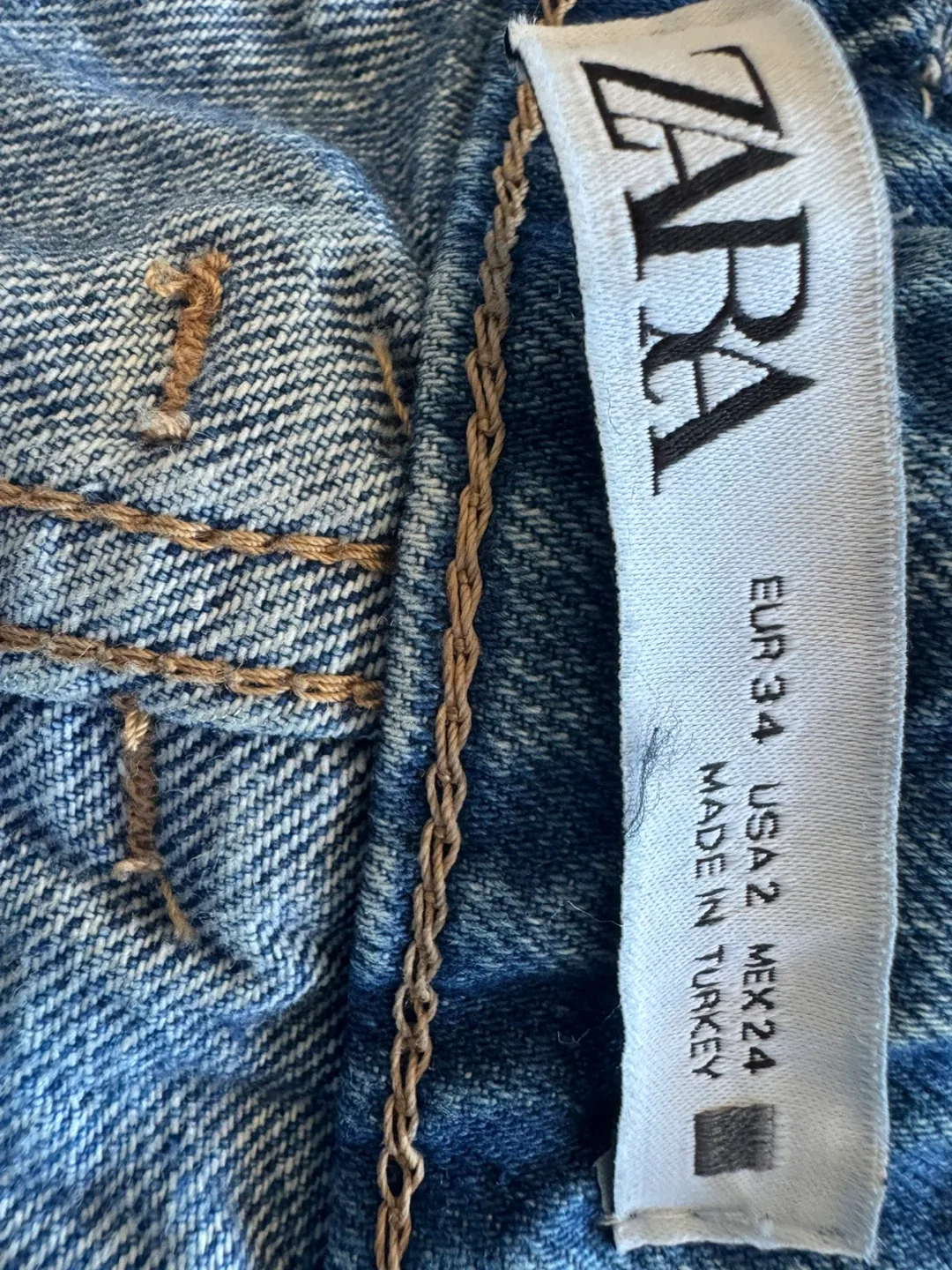 Zara Ripped Jeans image indicator(3)