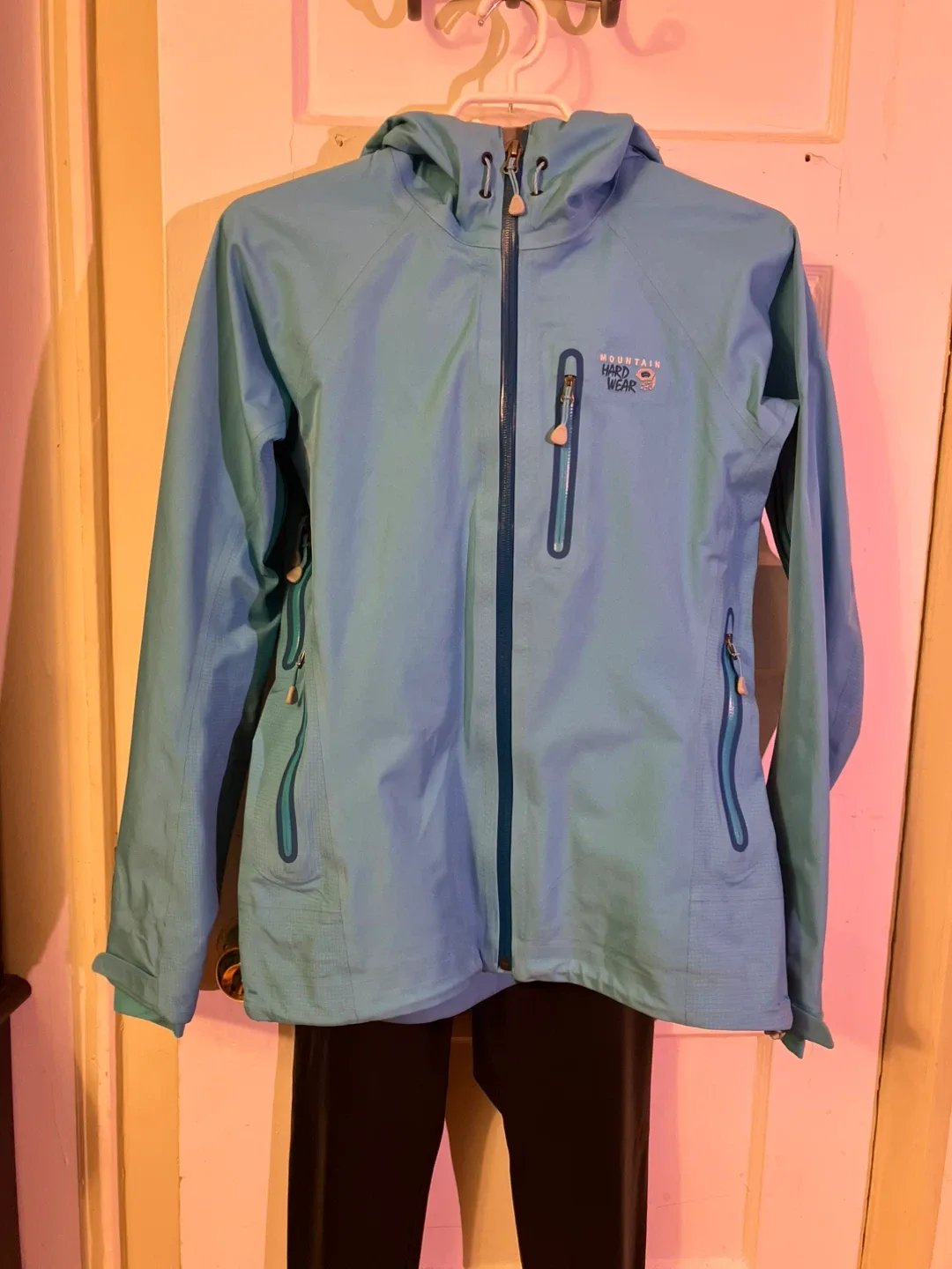 Mountain Hardwear Women's Jacket - Size M image indicator(3)