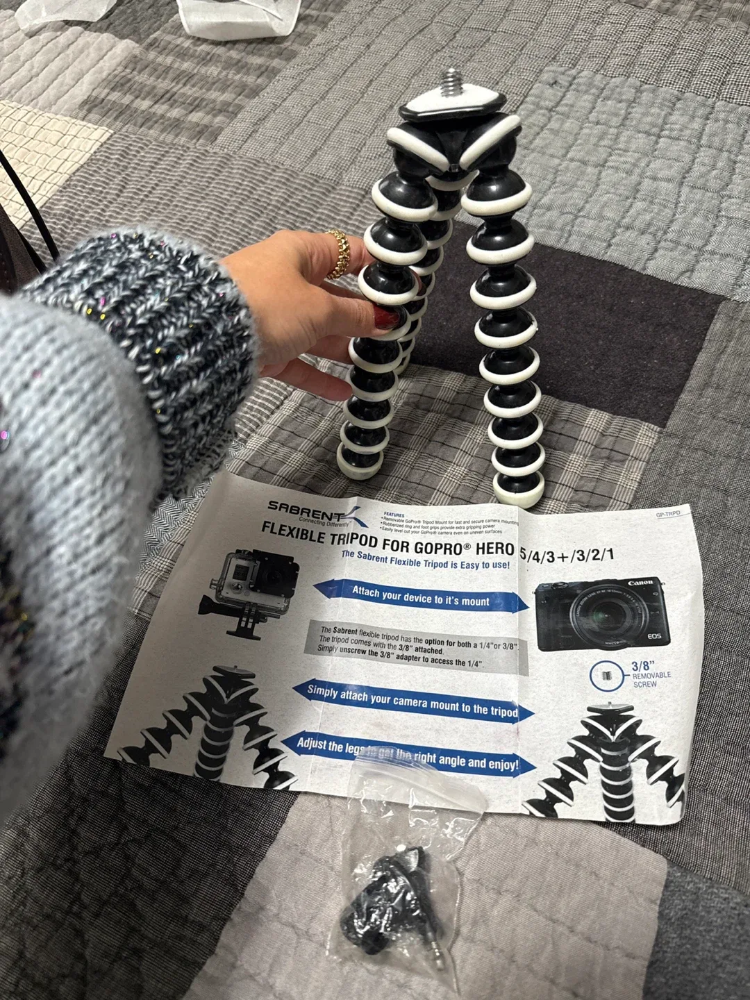 Sabrent Flexible Tripod for GoPro/Hero - Like New! thumbnail